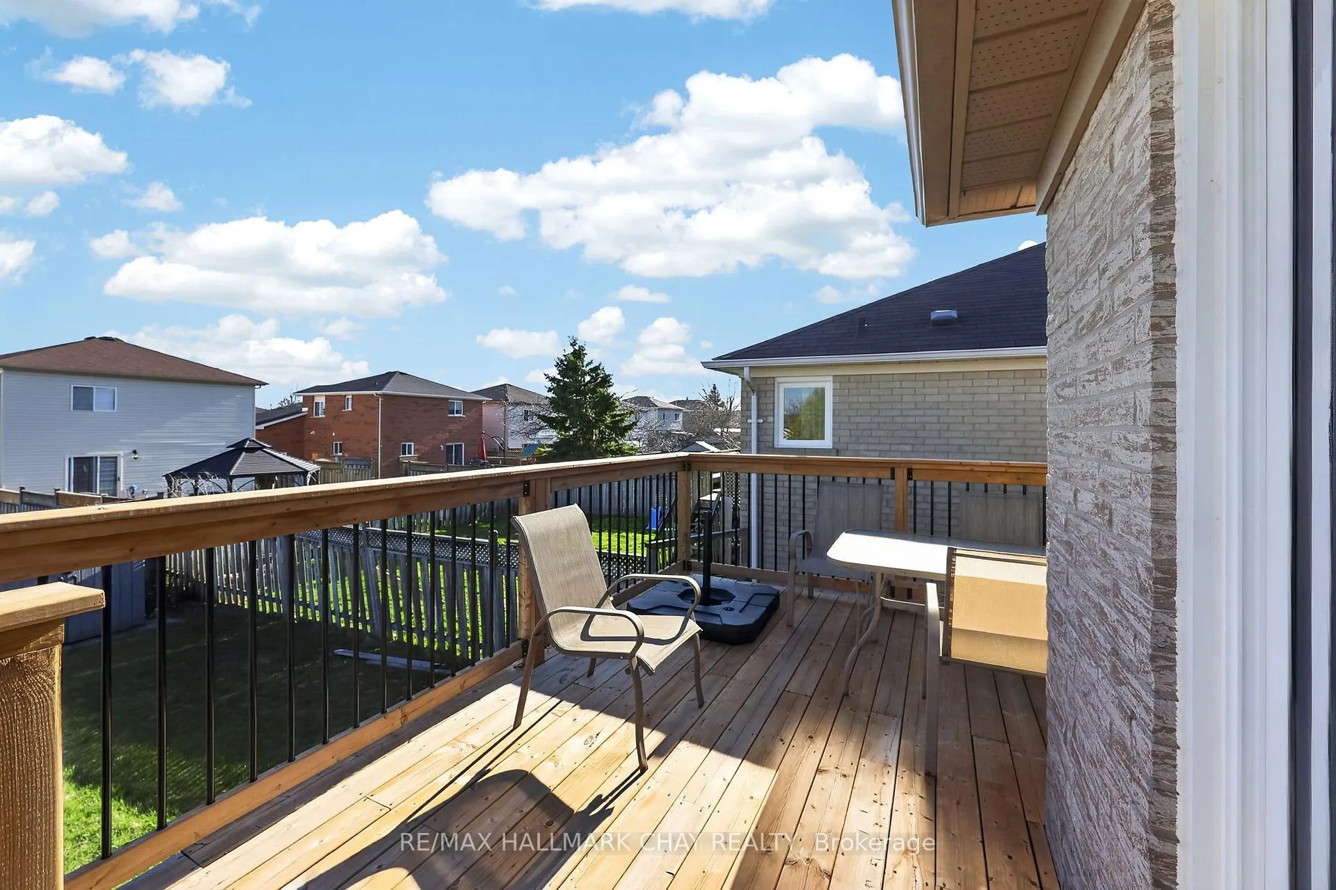 Photo 26 of 194 Wessenger Drive, Barrie, Holly — HOMEH