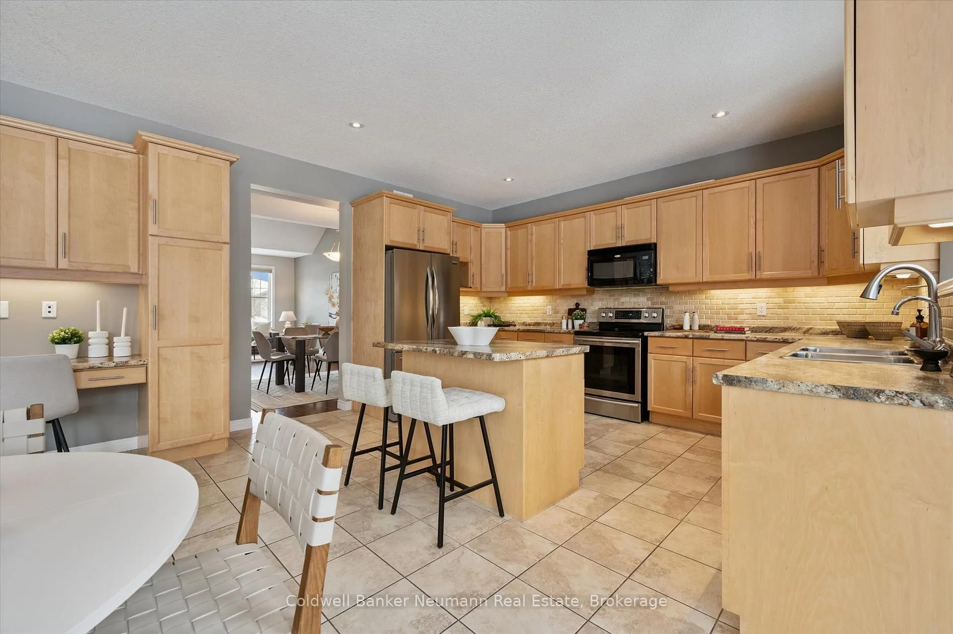 Photo 10 of 46 Clegg Road, Centre Wellington, Elora/Salem — HOMEH