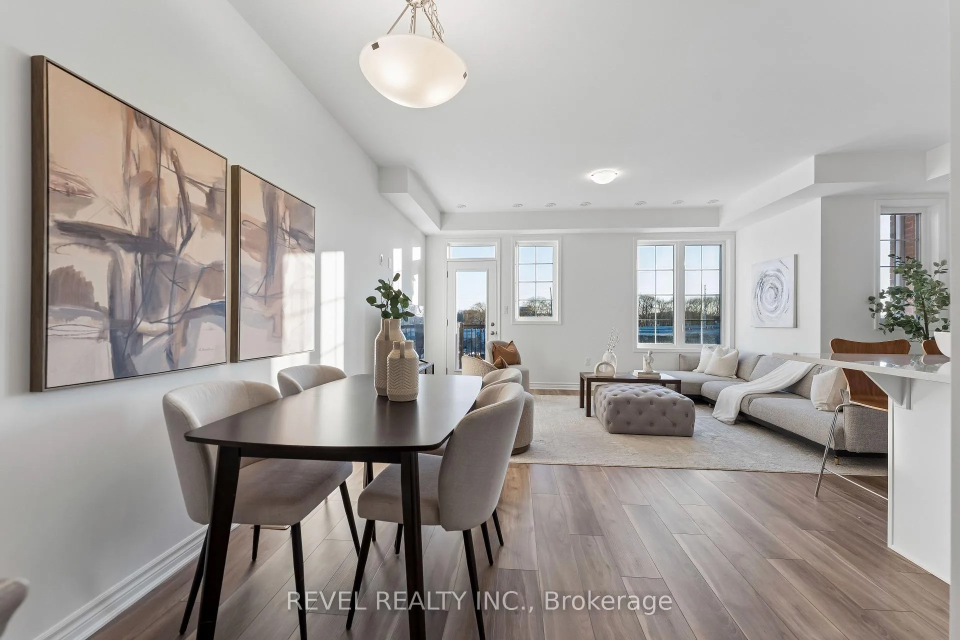 Photo 9 of 11 Vimy Ridge Road, Brampton, Northwest Brampton — HOMEH