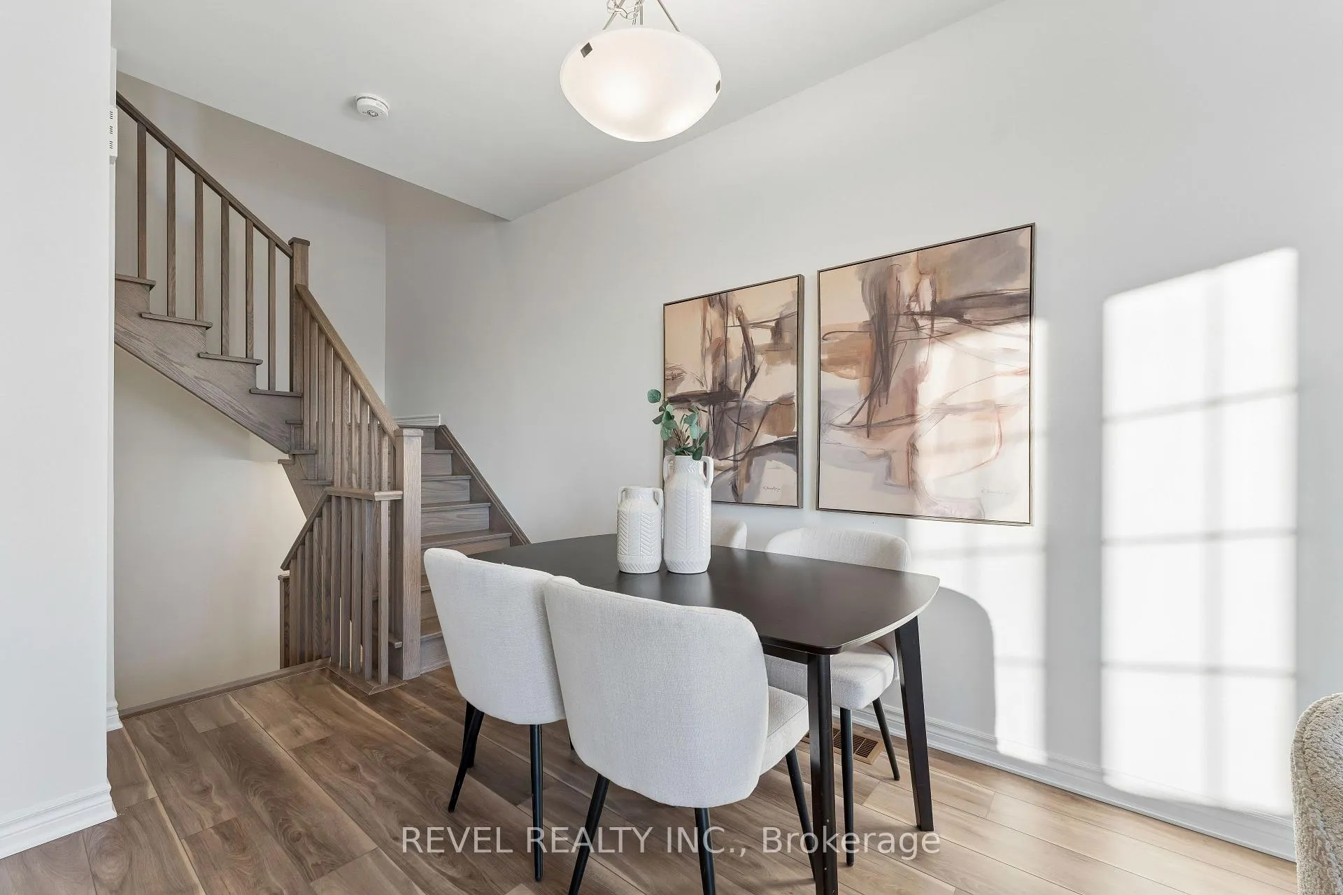 Photo 12 of 11 Vimy Ridge Road, Brampton, Northwest Brampton — HOMEH