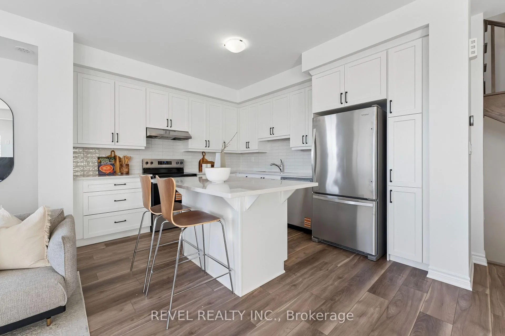 Photo 15 of 11 Vimy Ridge Road, Brampton, Northwest Brampton — HOMEH
