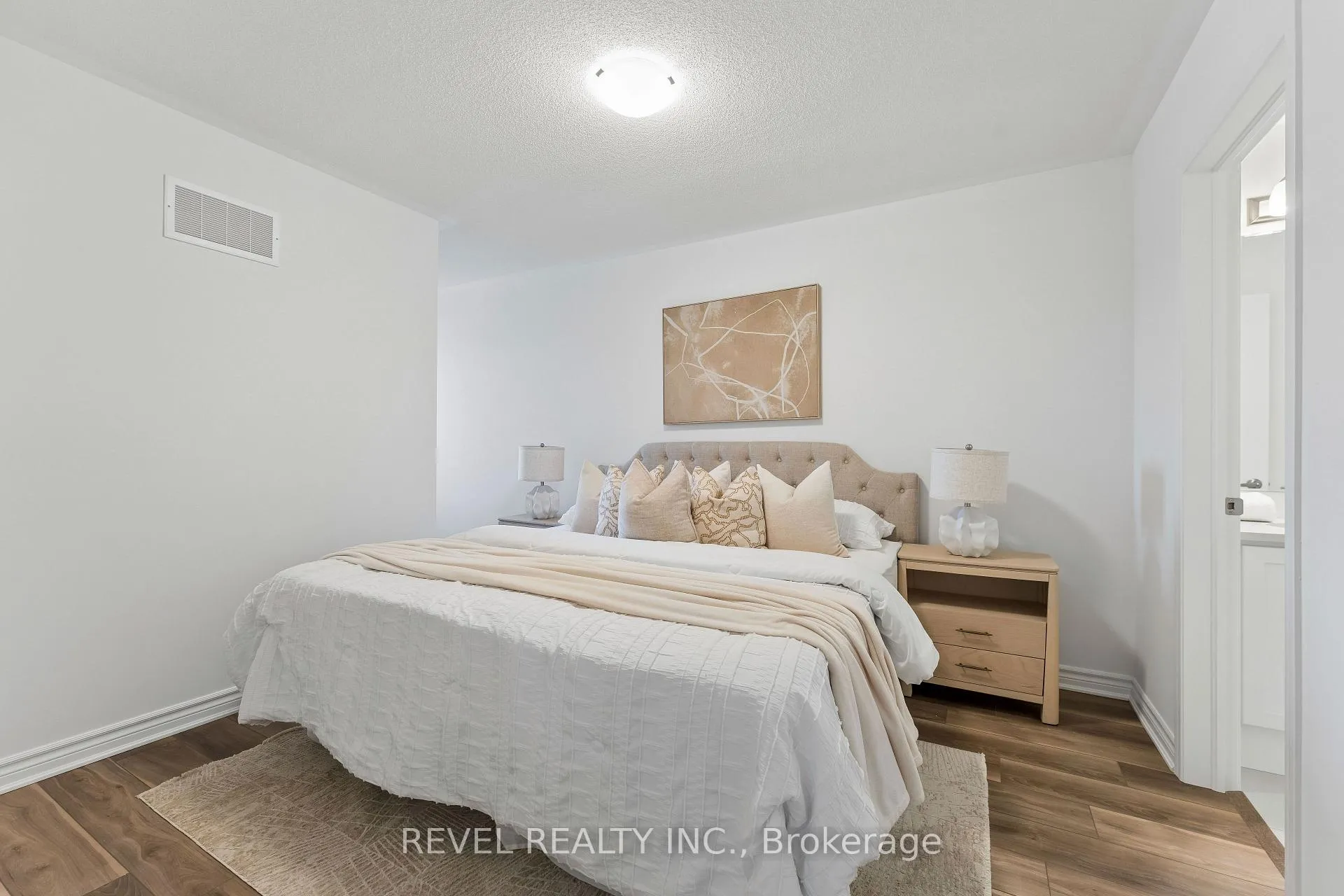 Photo 22 of 11 Vimy Ridge Road, Brampton, Northwest Brampton — HOMEH