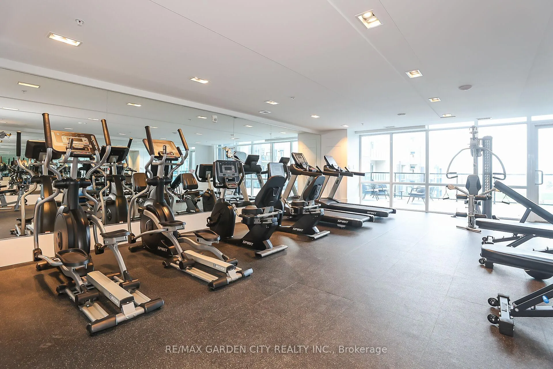Photo 10 of Unit 431, 16 Concord Place, Grimsby, Grimsby Beach — HOMEH