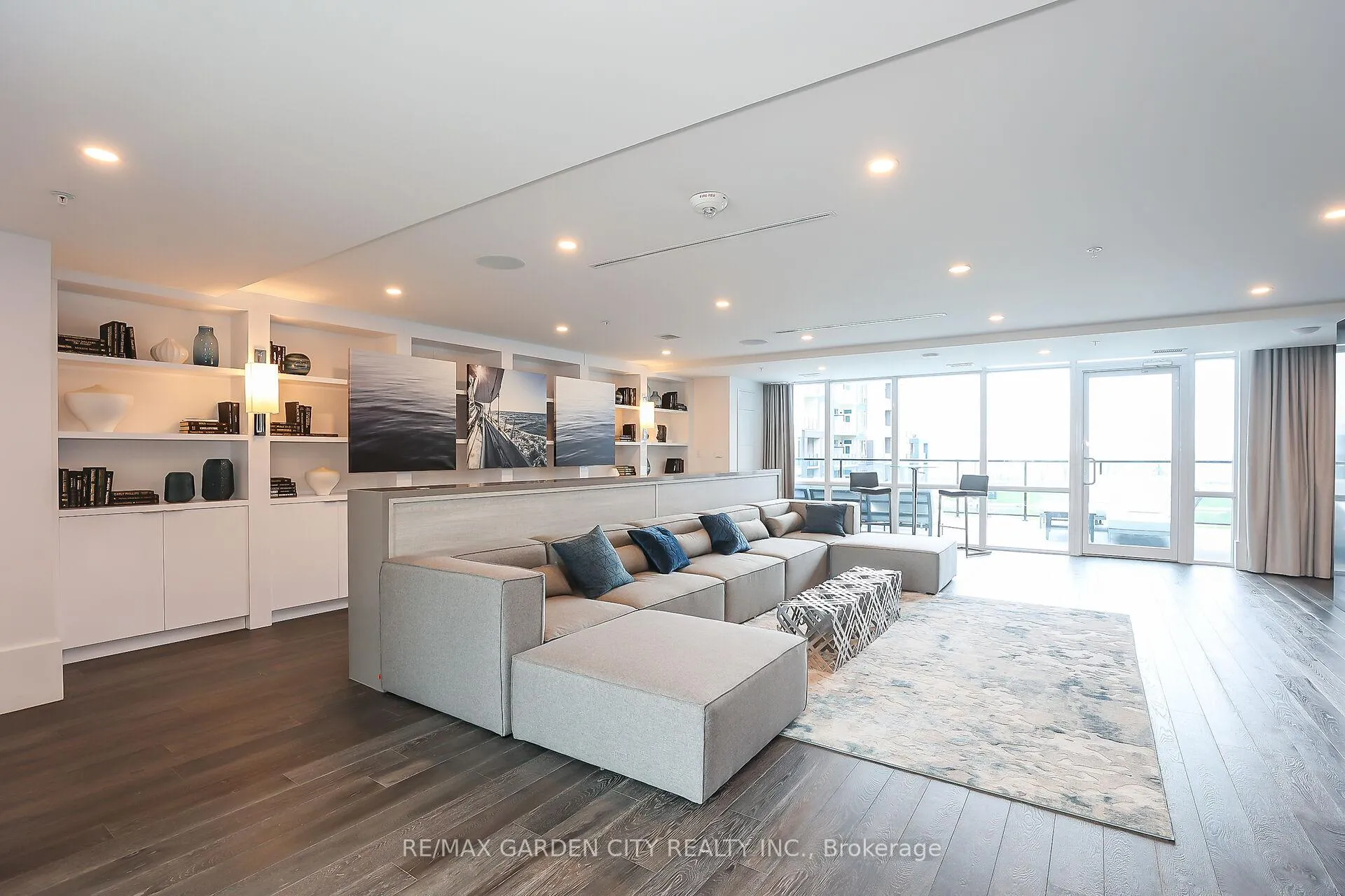 Photo 14 of Unit 431, 16 Concord Place, Grimsby, Grimsby Beach — HOMEH