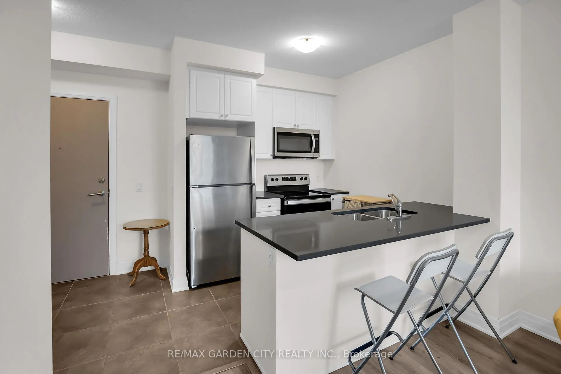 Photo 22 of Unit 431, 16 Concord Place, Grimsby, Grimsby Beach — HOMEH