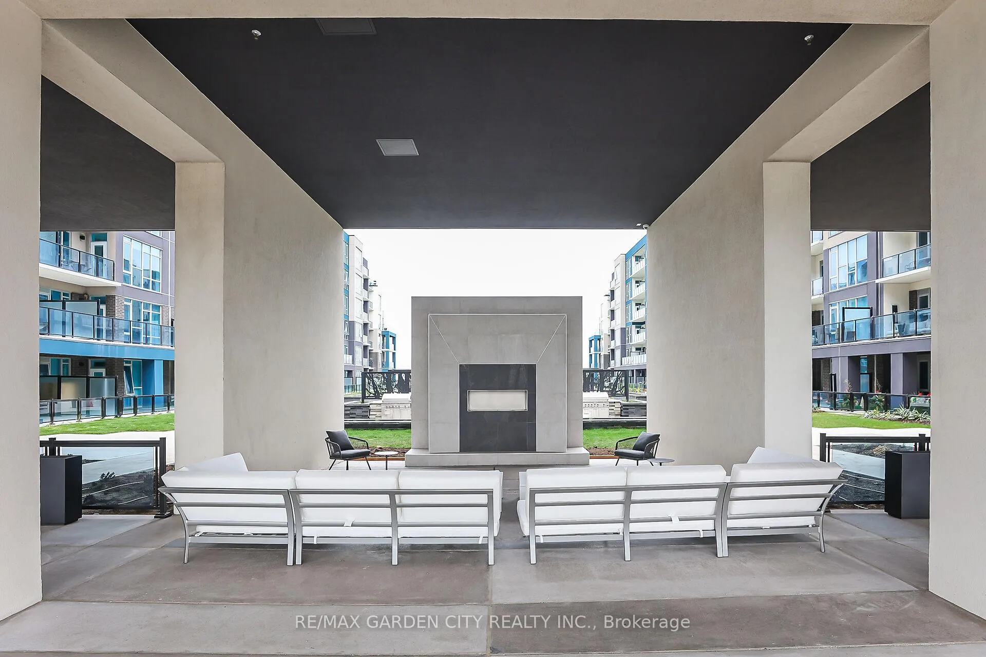 Photo 33 of Unit 431, 16 Concord Place, Grimsby, Grimsby Beach — HOMEH