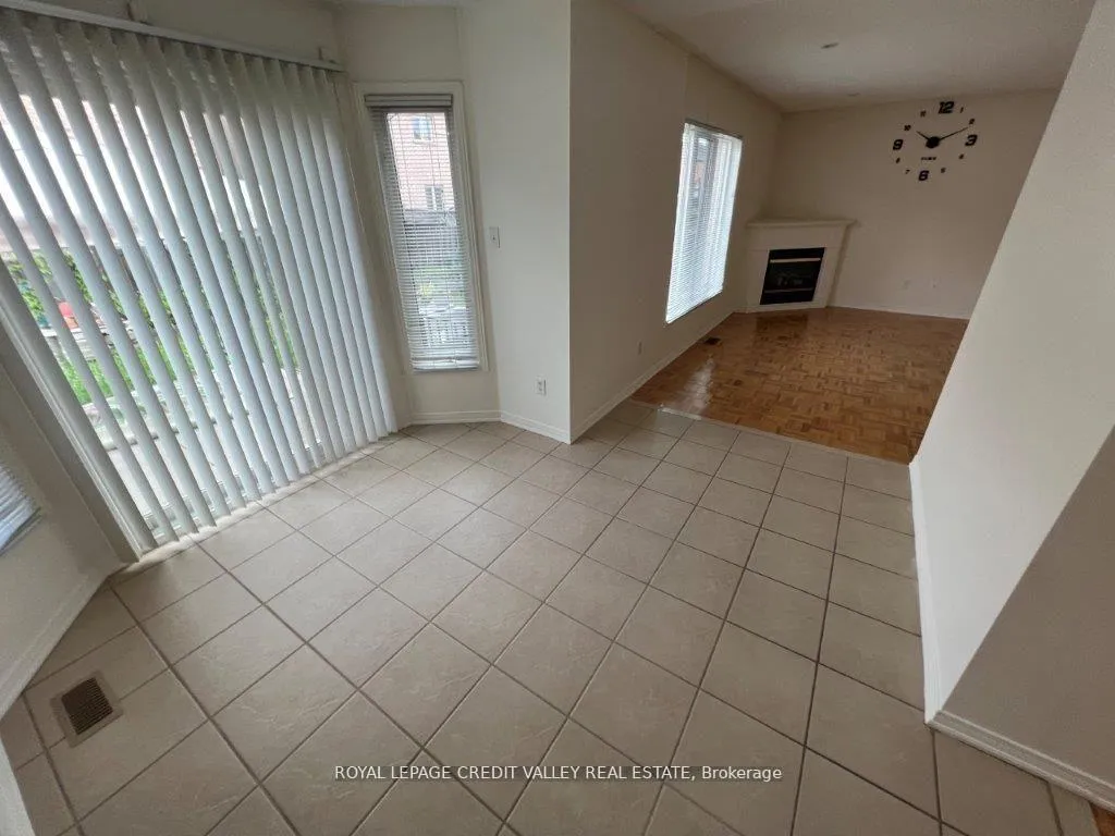 Photo 8 of 44 Australia Drive, Brampton, Sandringham-Wellington — HOMEH