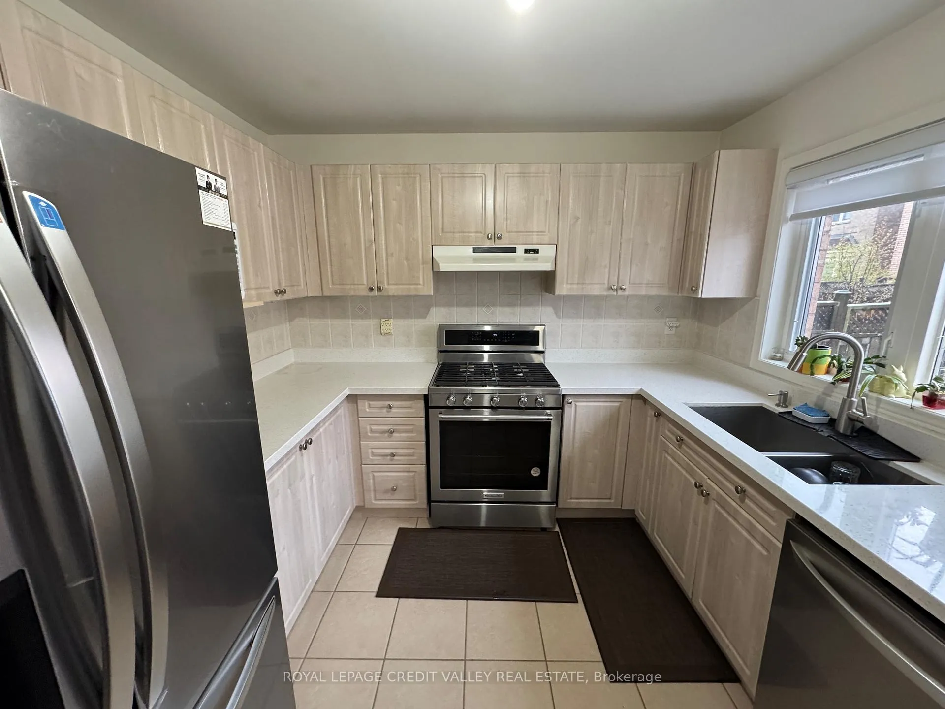 Photo 10 of 44 Australia Drive, Brampton, Sandringham-Wellington — HOMEH