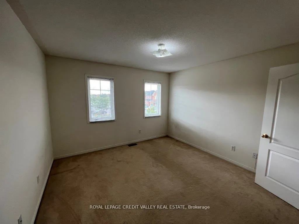 Photo 15 of 44 Australia Drive, Brampton, Sandringham-Wellington — HOMEH