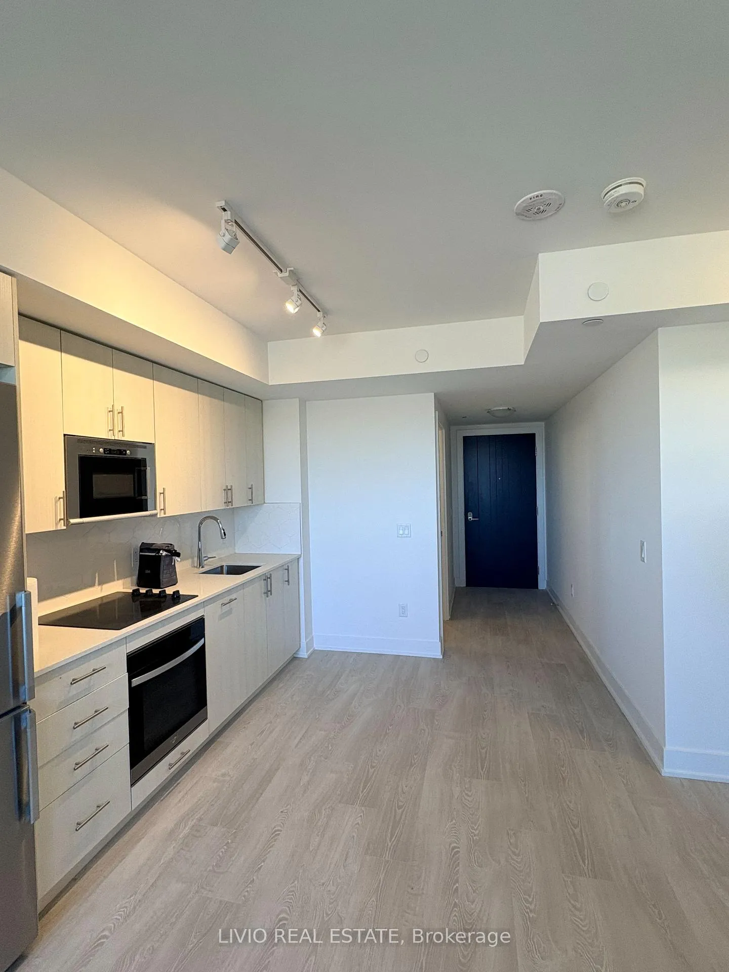Photo 4 of Unit 2703, 2545 Simcoe Street N, Oshawa, Windfields — HOMEH