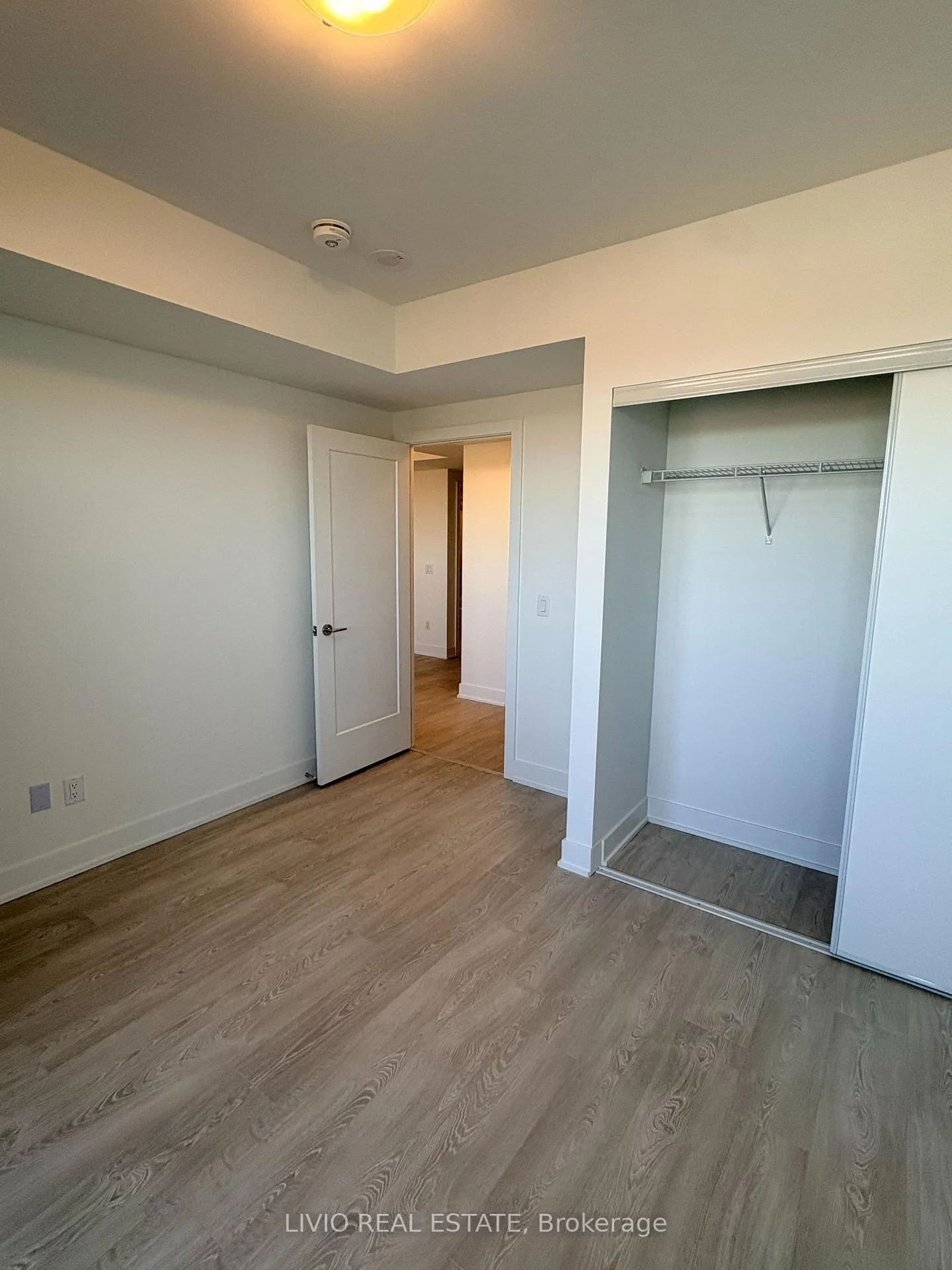 Photo 6 of Unit 2703, 2545 Simcoe Street N, Oshawa, Windfields — HOMEH
