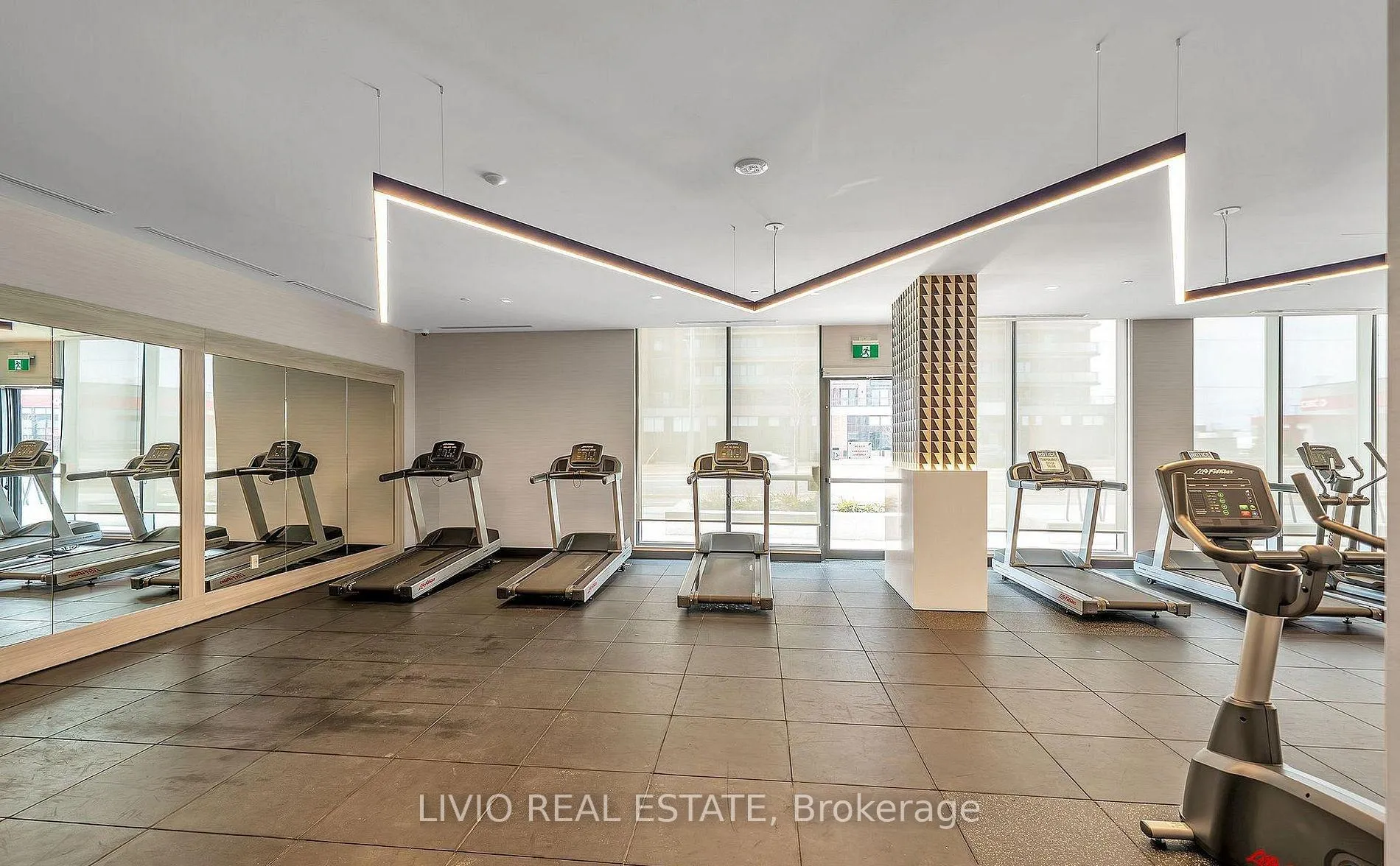Photo 7 of Unit 2703, 2545 Simcoe Street N, Oshawa, Windfields — HOMEH