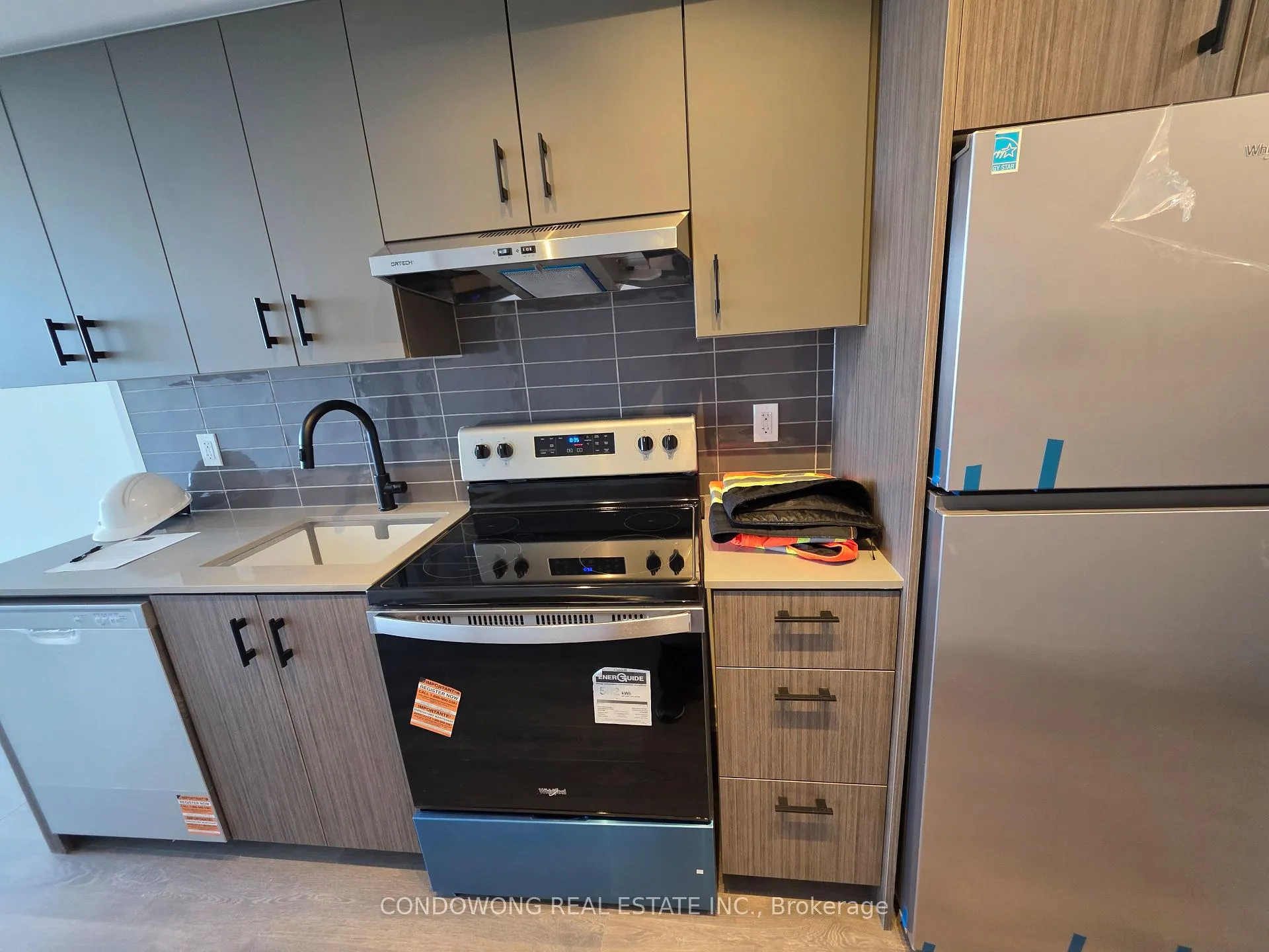 Photo 1 of Unit 335, 4878 Powers Common, Burlington, Alton — HOMEH