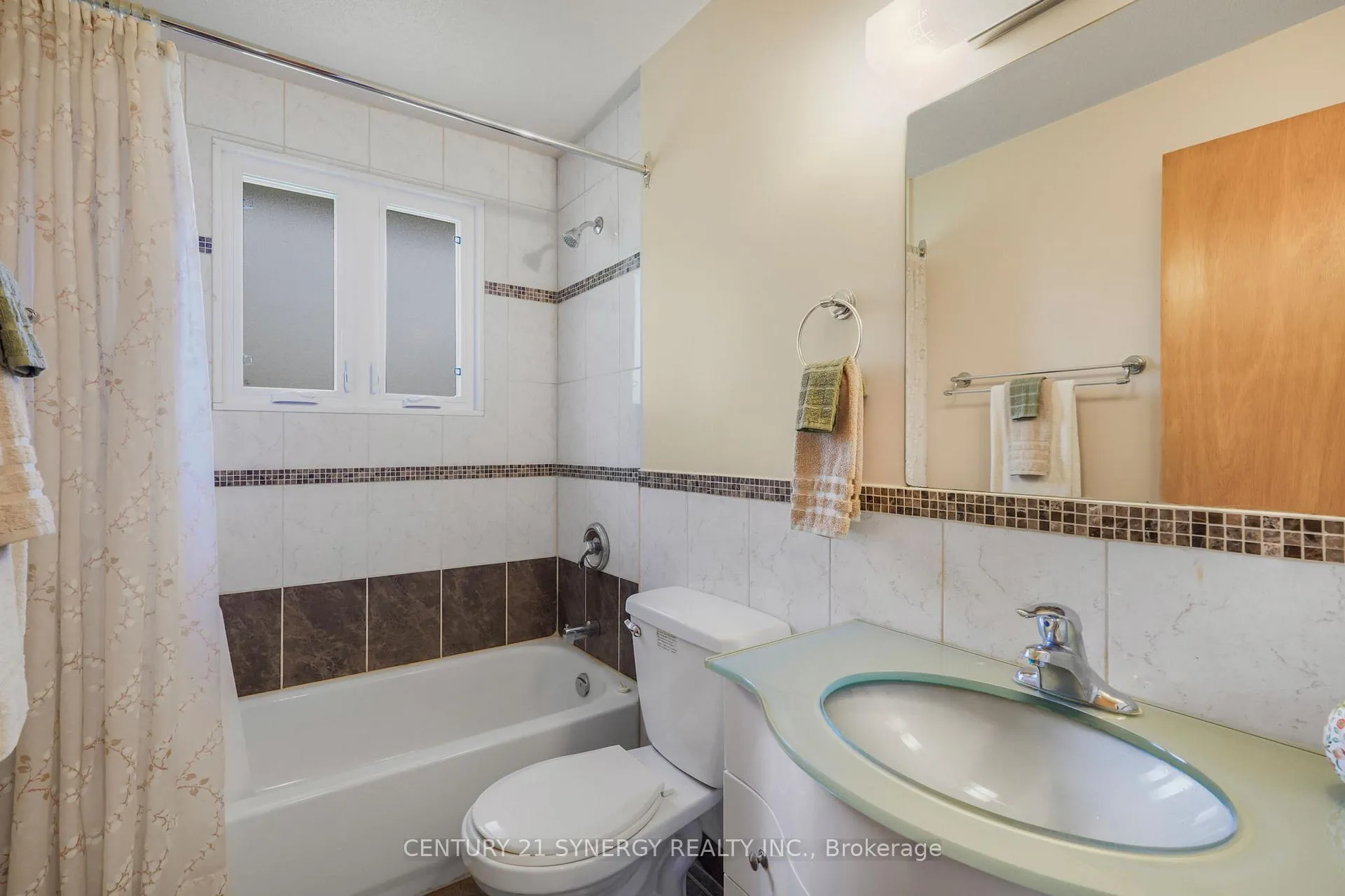 Photo 17 of 551 Greenlane Road, Champlain, Champlain Twp — HOMEH