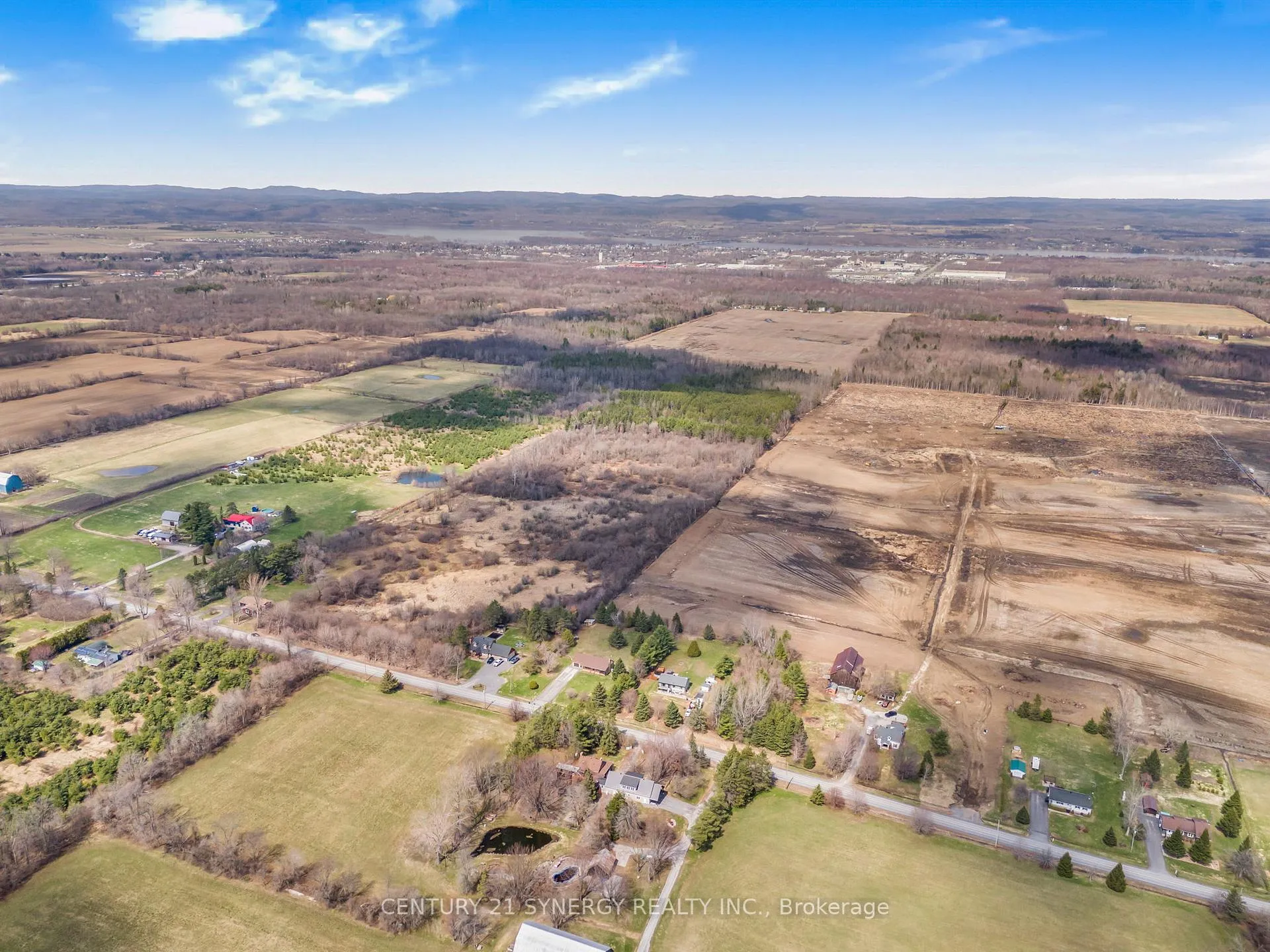Photo 34 of 551 Greenlane Road, Champlain, Champlain Twp — HOMEH