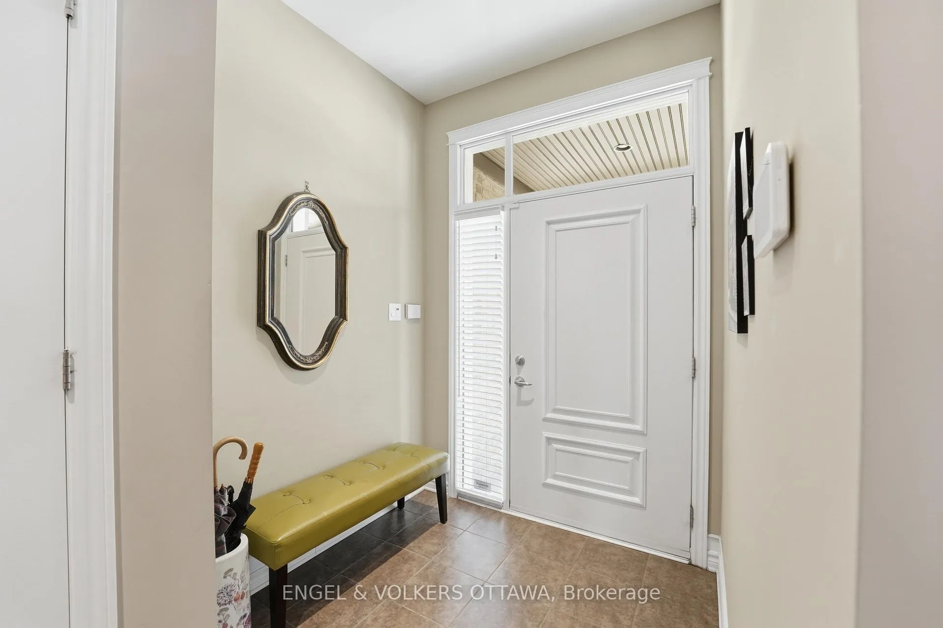 Photo 4 of 127 Beatrice Drive, Ottawa, Barrhaven - Longfields — HOMEH