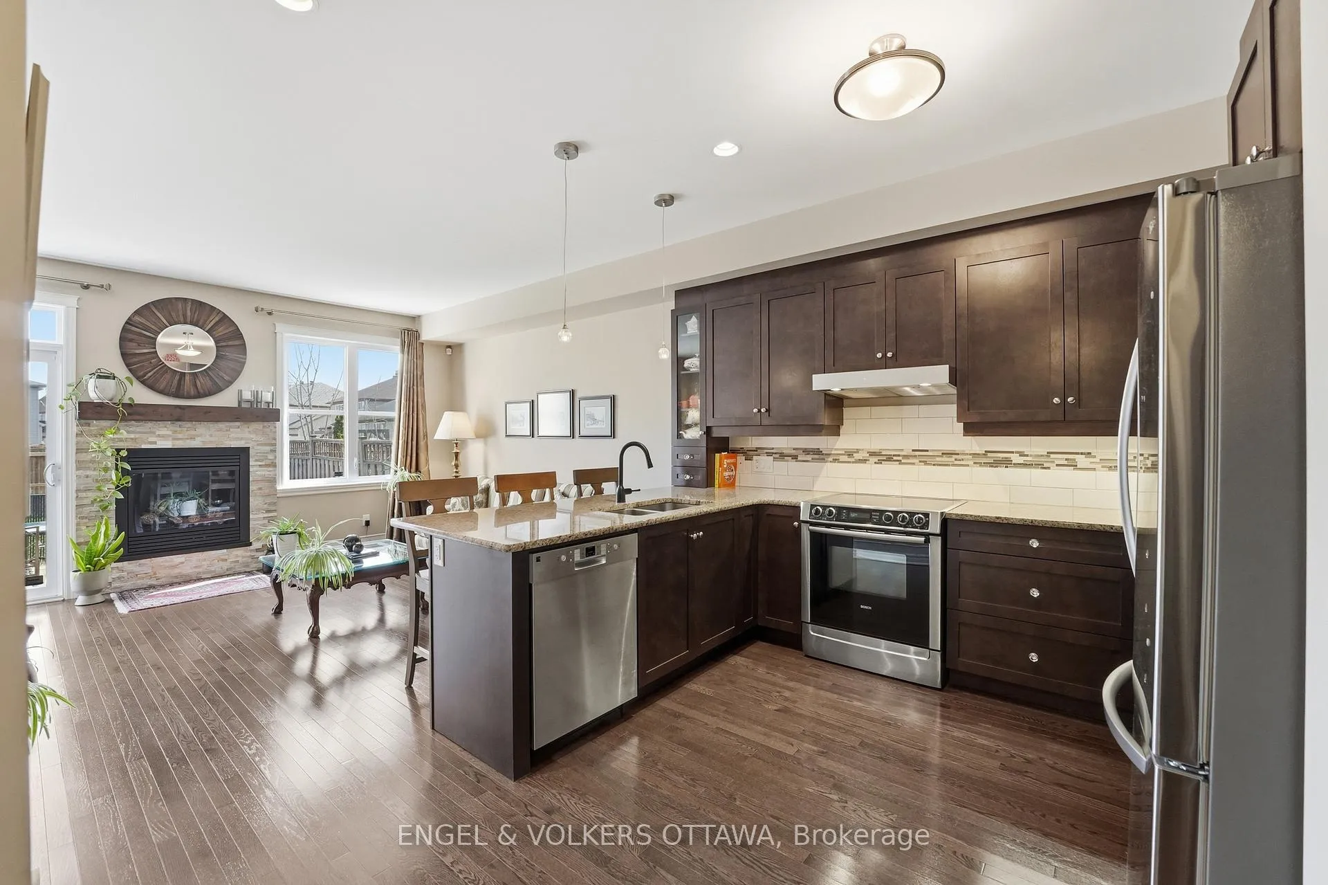 Photo 11 of 127 Beatrice Drive, Ottawa, Barrhaven - Longfields — HOMEH
