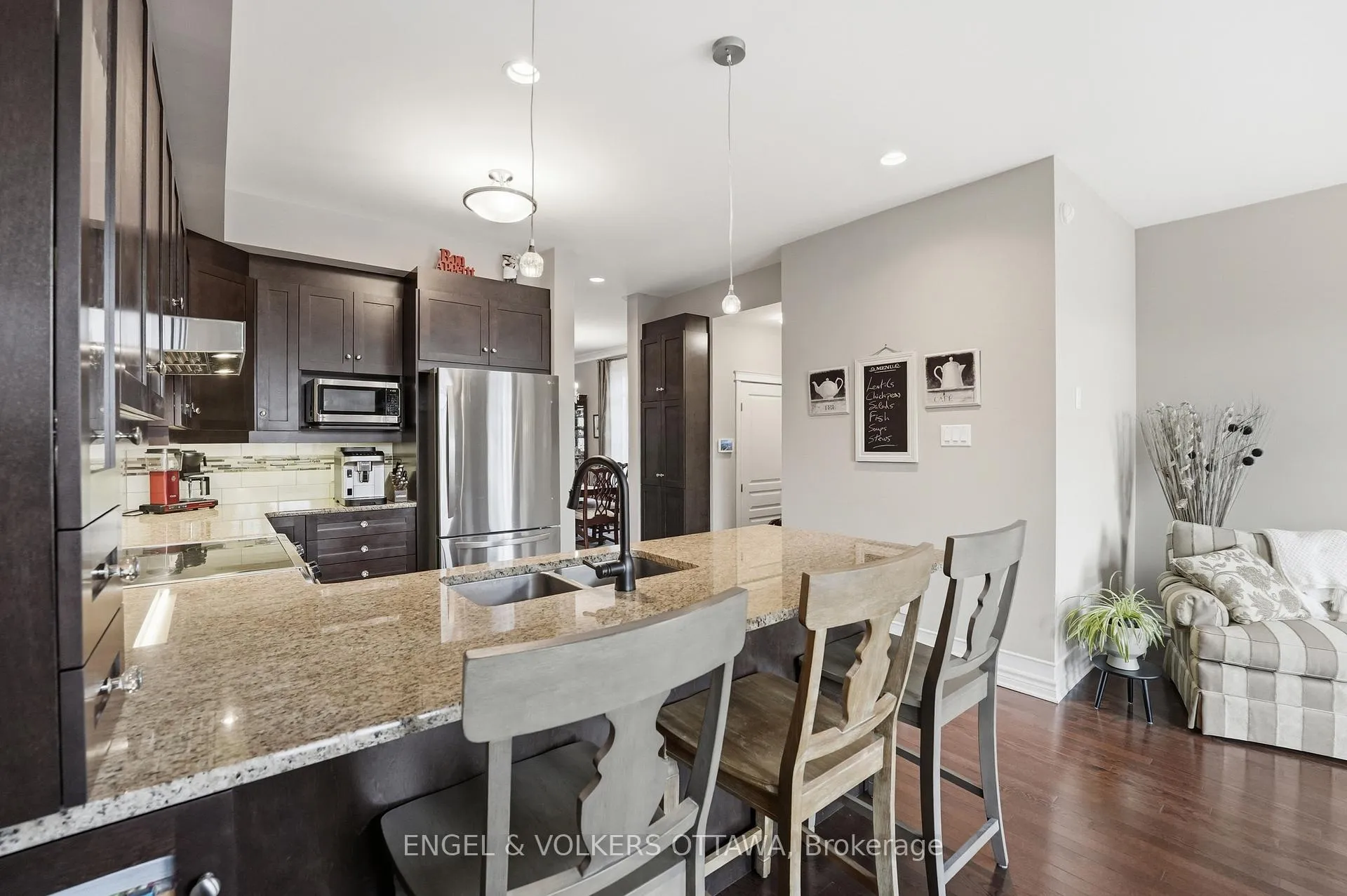 Photo 13 of 127 Beatrice Drive, Ottawa, Barrhaven - Longfields — HOMEH