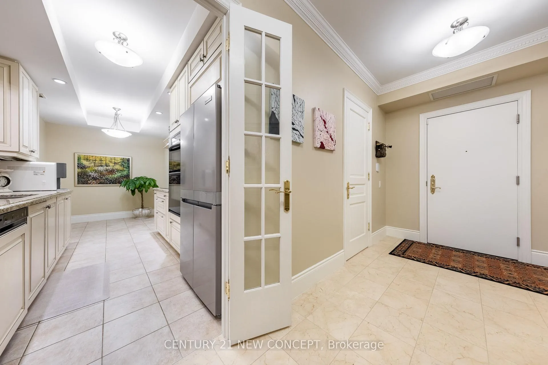 Photo 5 of Unit 204, 7071 Bayview Avenue, Markham, Bayview Glen — HOMEH