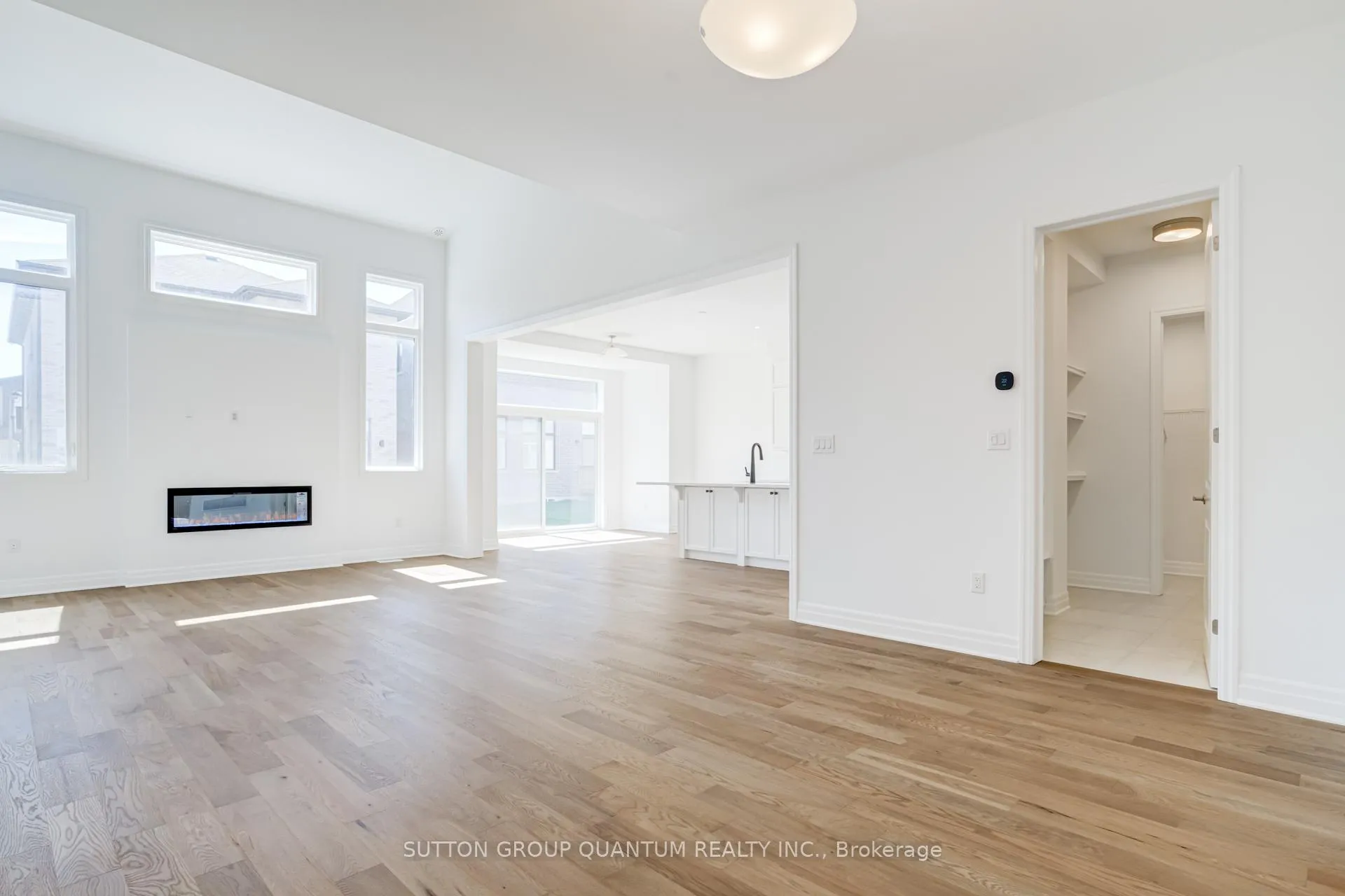Photo 12 of 1264 Black Bear Trail, Oakville, Joshua Meadows — HOMEH