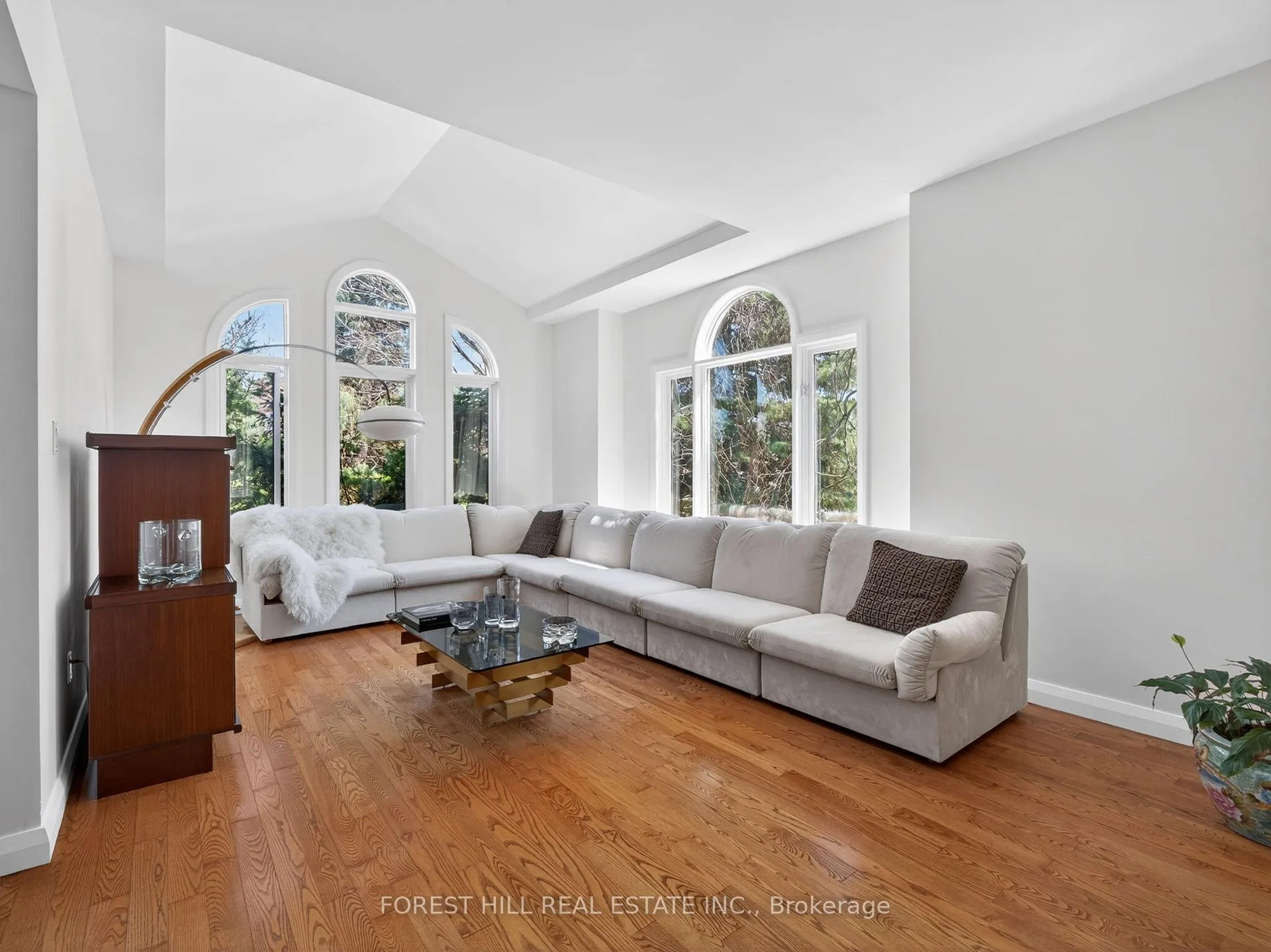 Photo 5 of 600 Wycliffe Avenue, Vaughan, Islington Woods — HOMEH