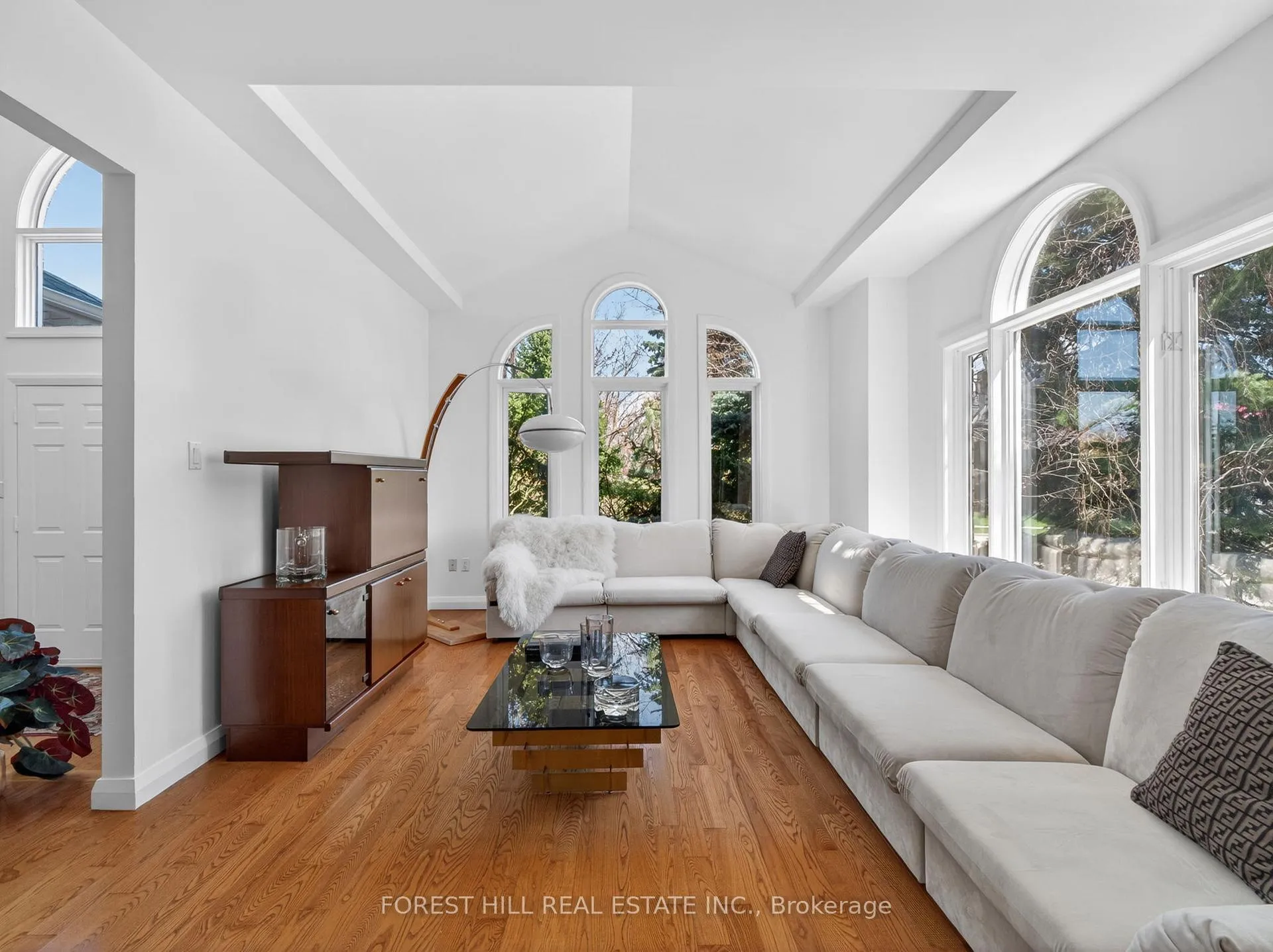 Photo 6 of 600 Wycliffe Avenue, Vaughan, Islington Woods — HOMEH
