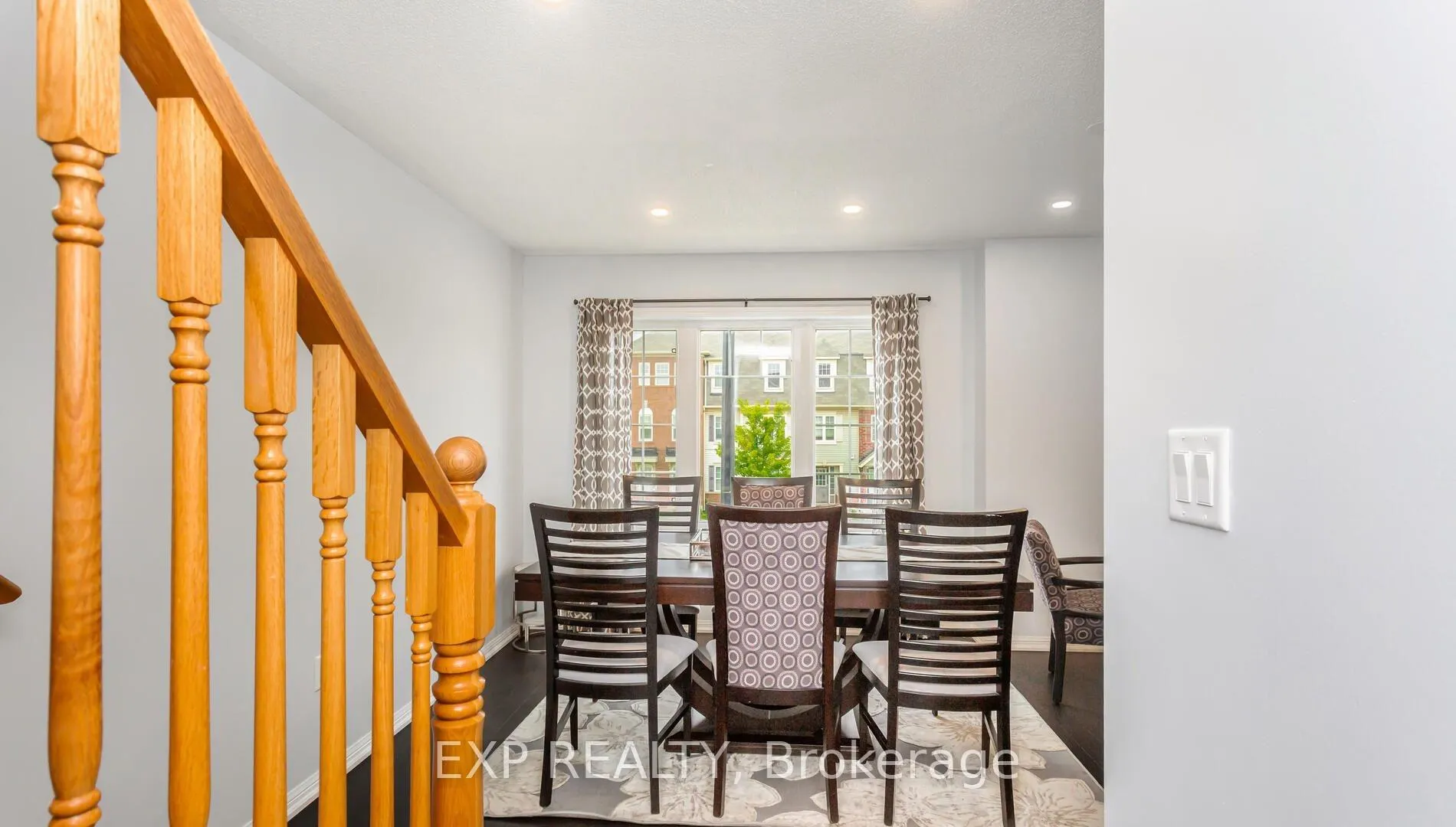 Photo 14 of 102 Bleasdale Avenue, Brampton, Northwest Brampton — HOMEH