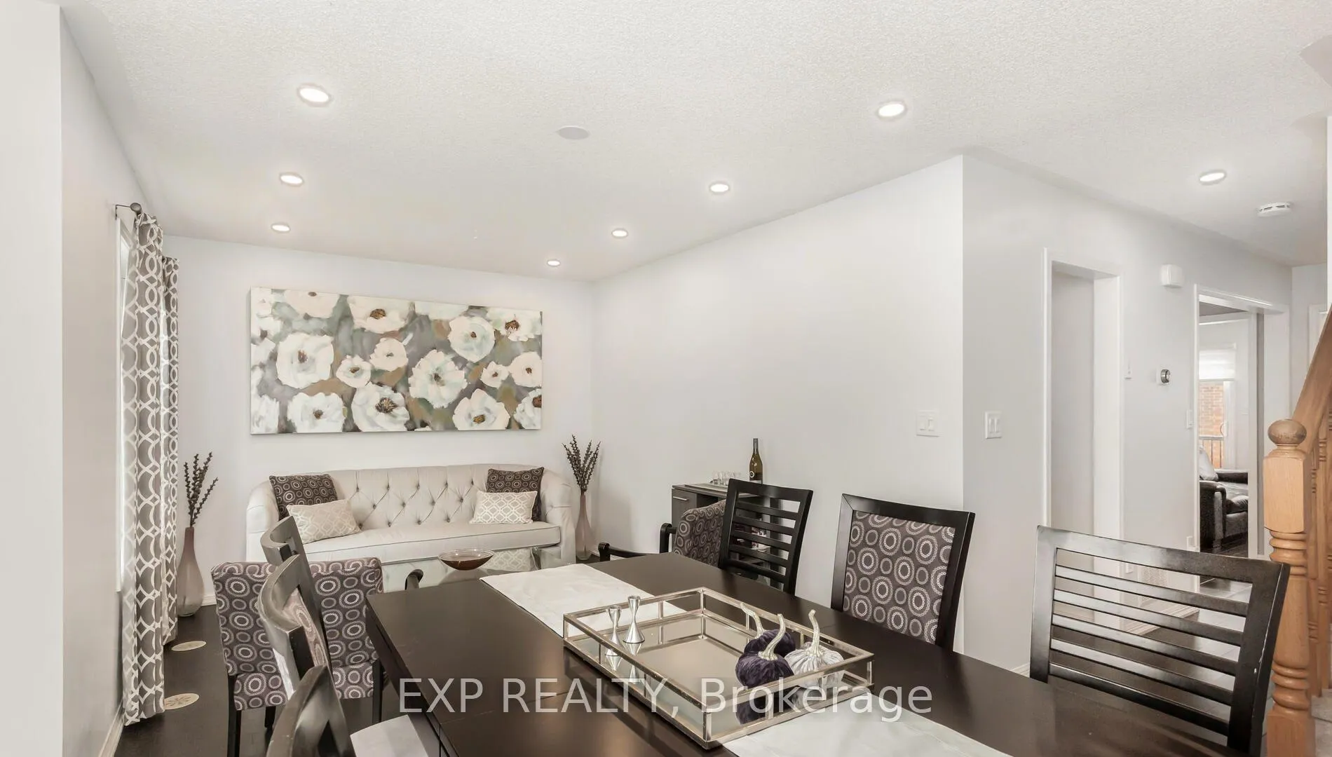 Photo 17 of 102 Bleasdale Avenue, Brampton, Northwest Brampton — HOMEH