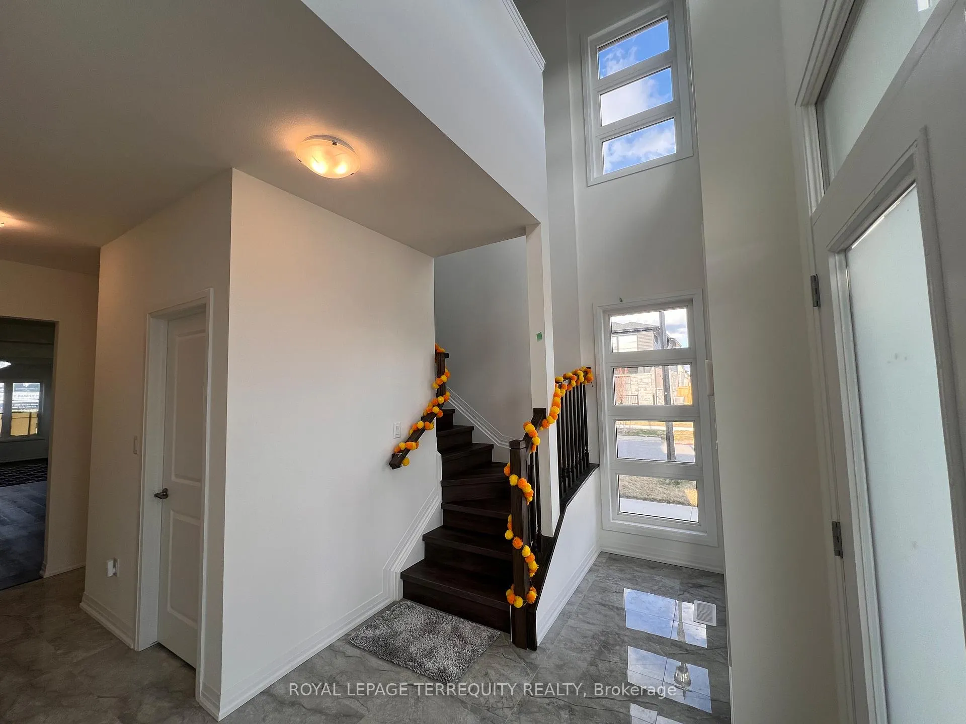 Photo 6 of 119 Acacia Road, Pelham, Fonthill — HOMEH