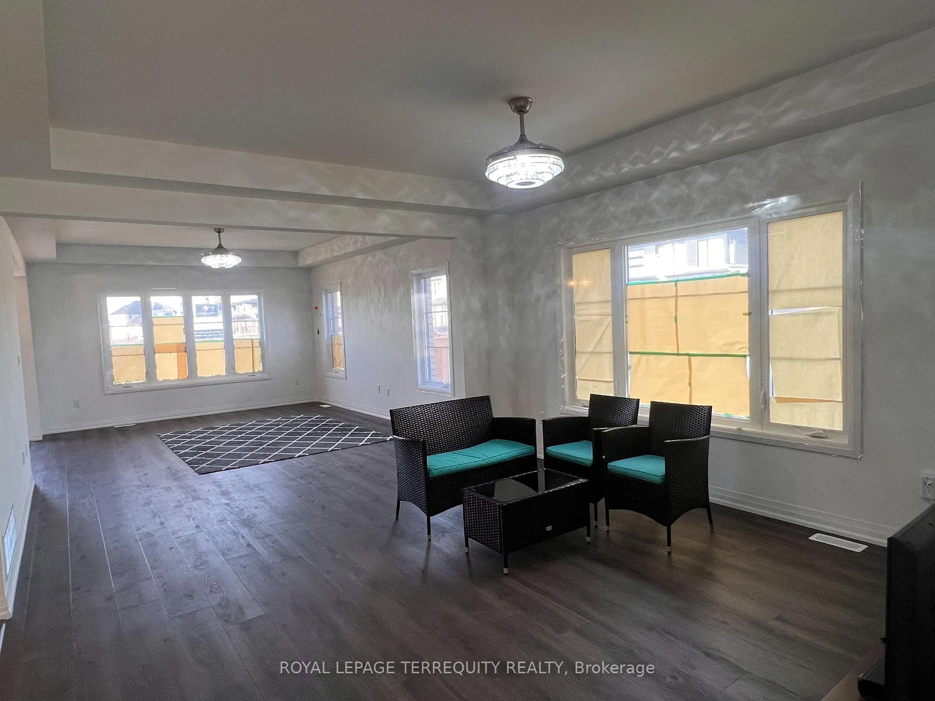 Photo 7 of 119 Acacia Road, Pelham, Fonthill — HOMEH