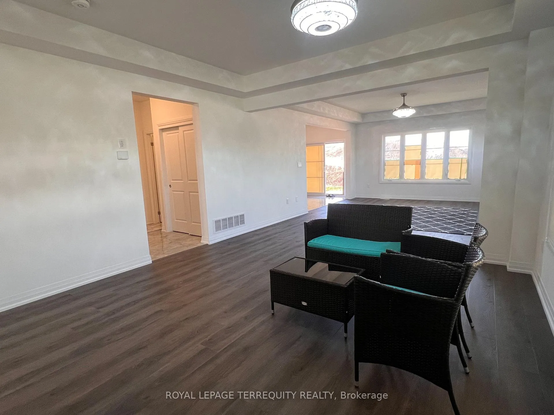 Photo 9 of 119 Acacia Road, Pelham, Fonthill — HOMEH