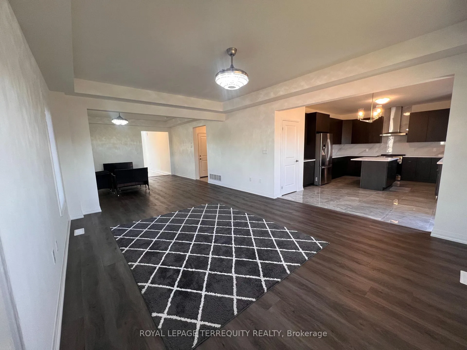 Photo 13 of 119 Acacia Road, Pelham, Fonthill — HOMEH