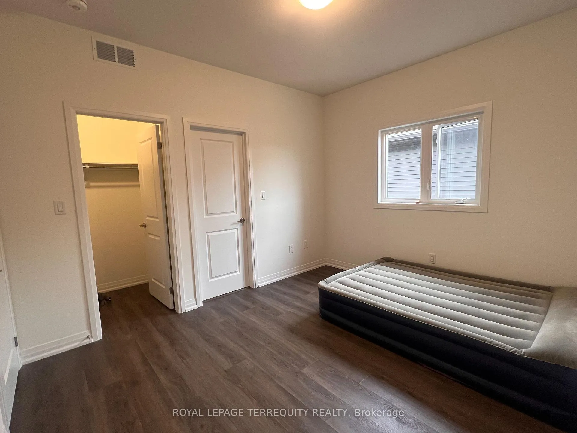 Photo 25 of 119 Acacia Road, Pelham, Fonthill — HOMEH