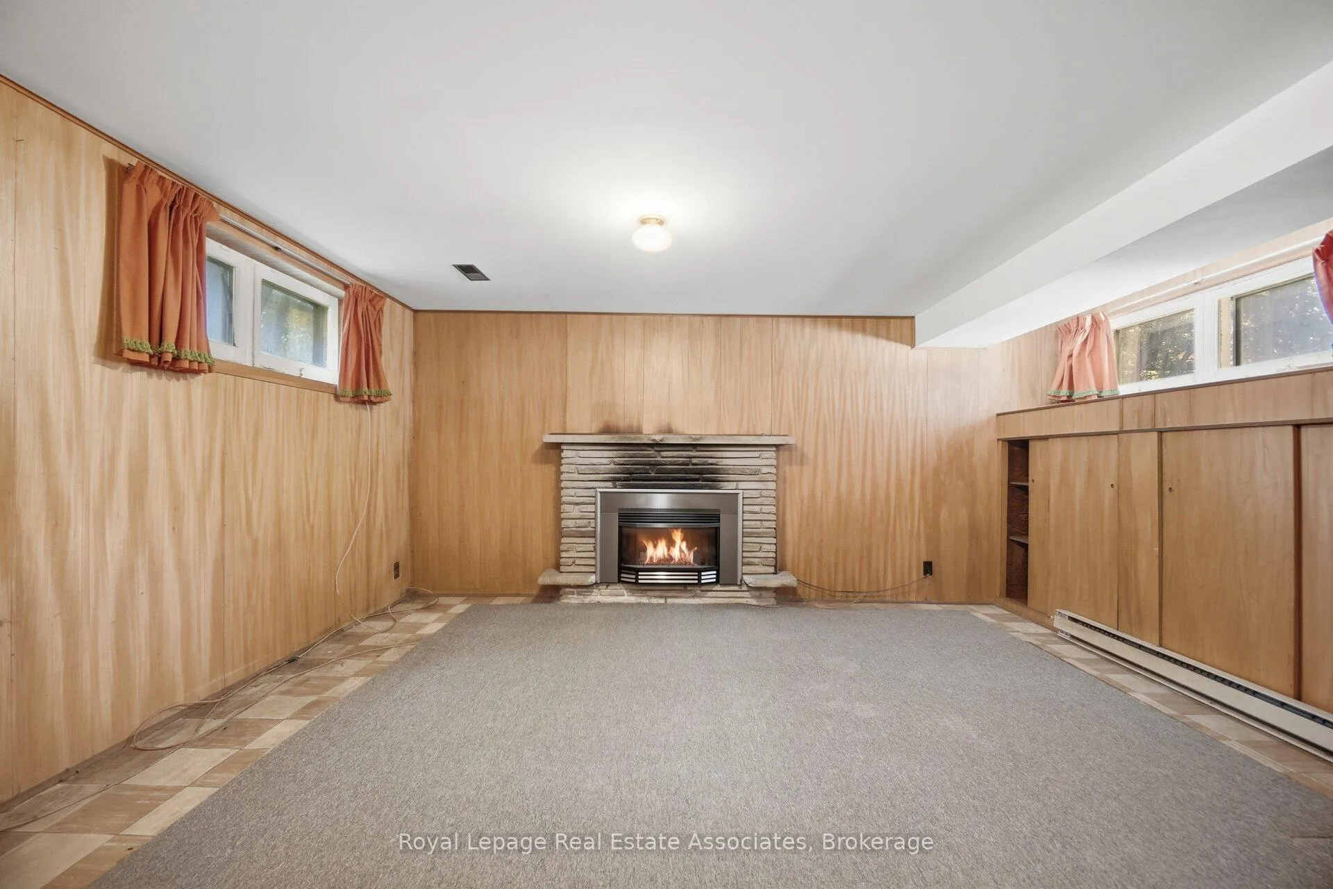 Photo 37 of 38 Renault Crescent, Etobicoke, Humber Heights — HOMEH