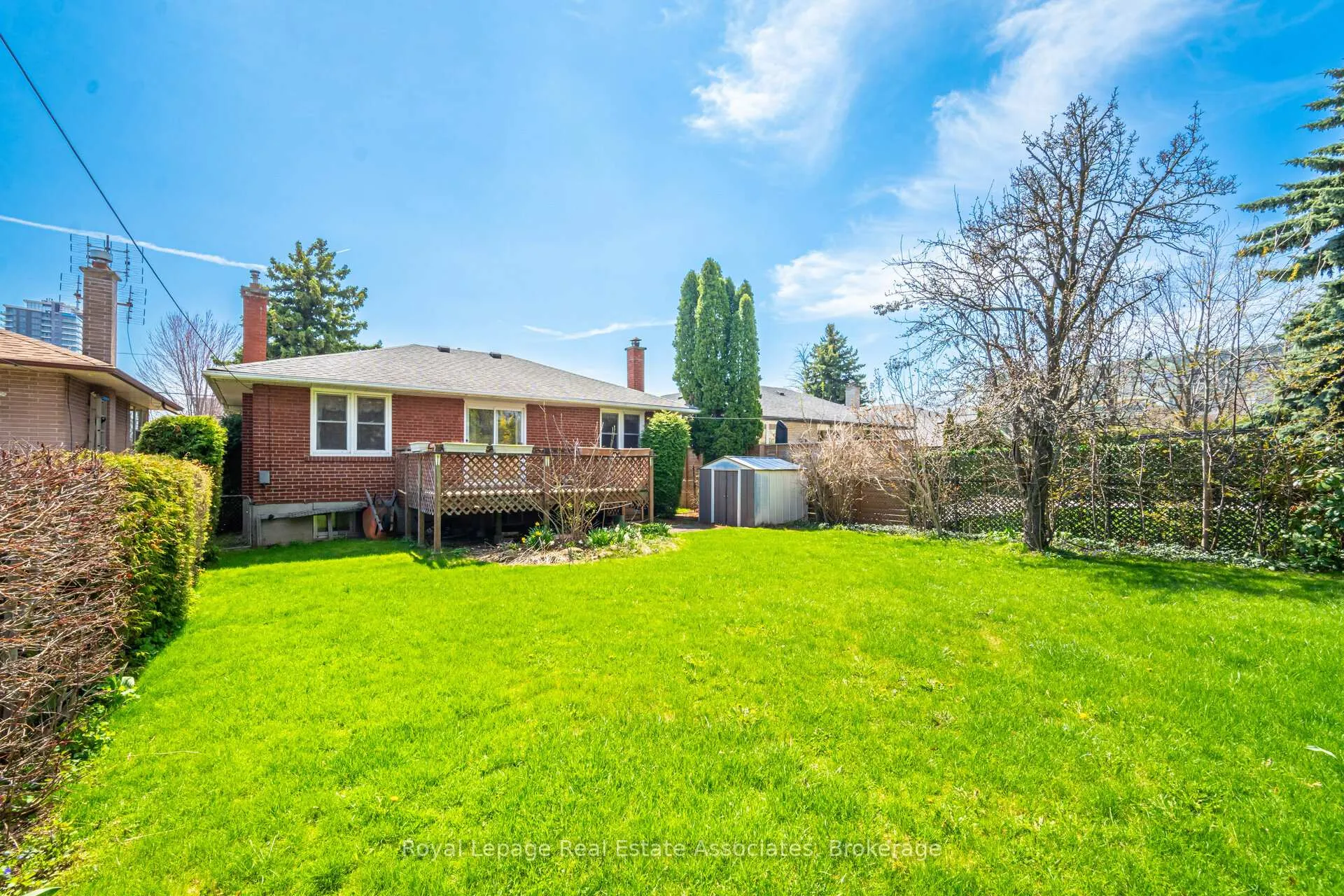 Photo 46 of 38 Renault Crescent, Etobicoke, Humber Heights — HOMEH