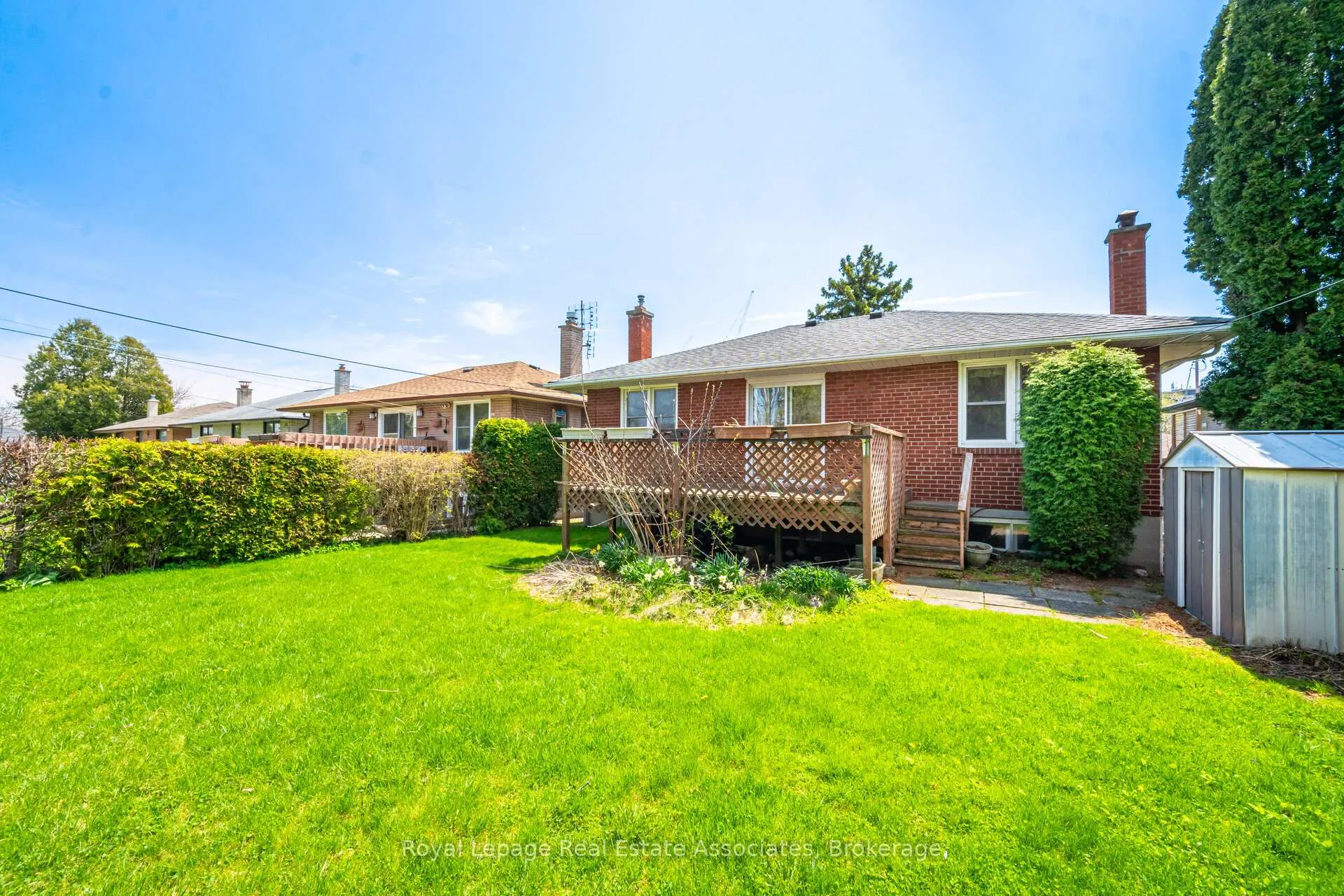 Photo 47 of 38 Renault Crescent, Etobicoke, Humber Heights — HOMEH