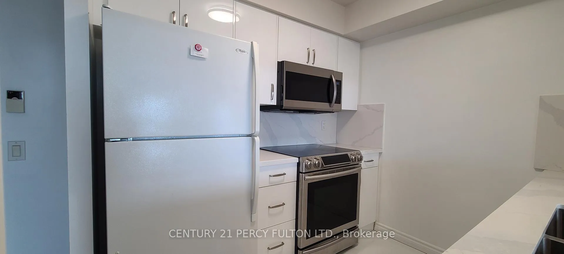 Front of Unit 1422, 18 Mondeo Drive