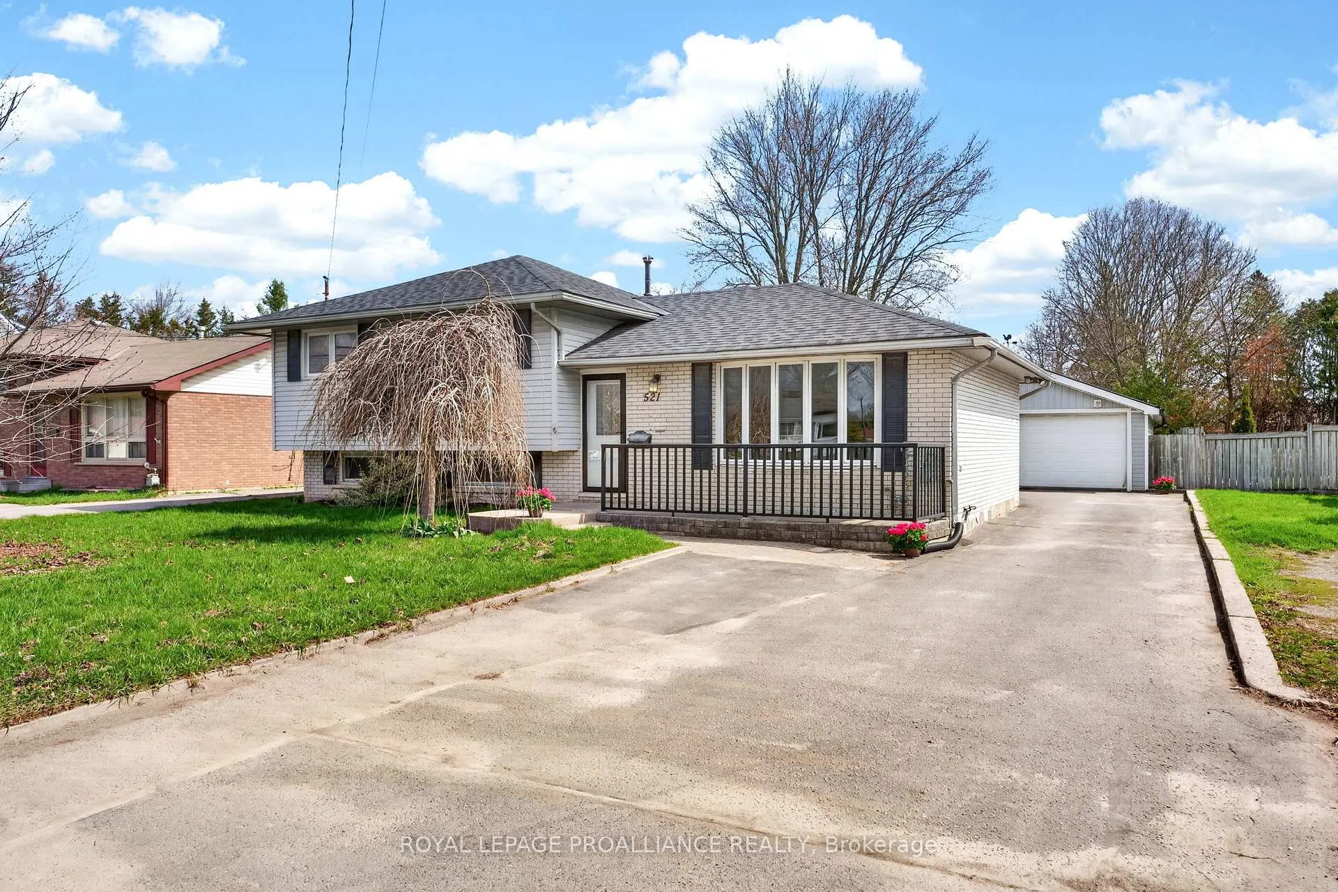 Photo 1 of 521 Sidney Street, Belleville, Belleville Ward — HOMEH