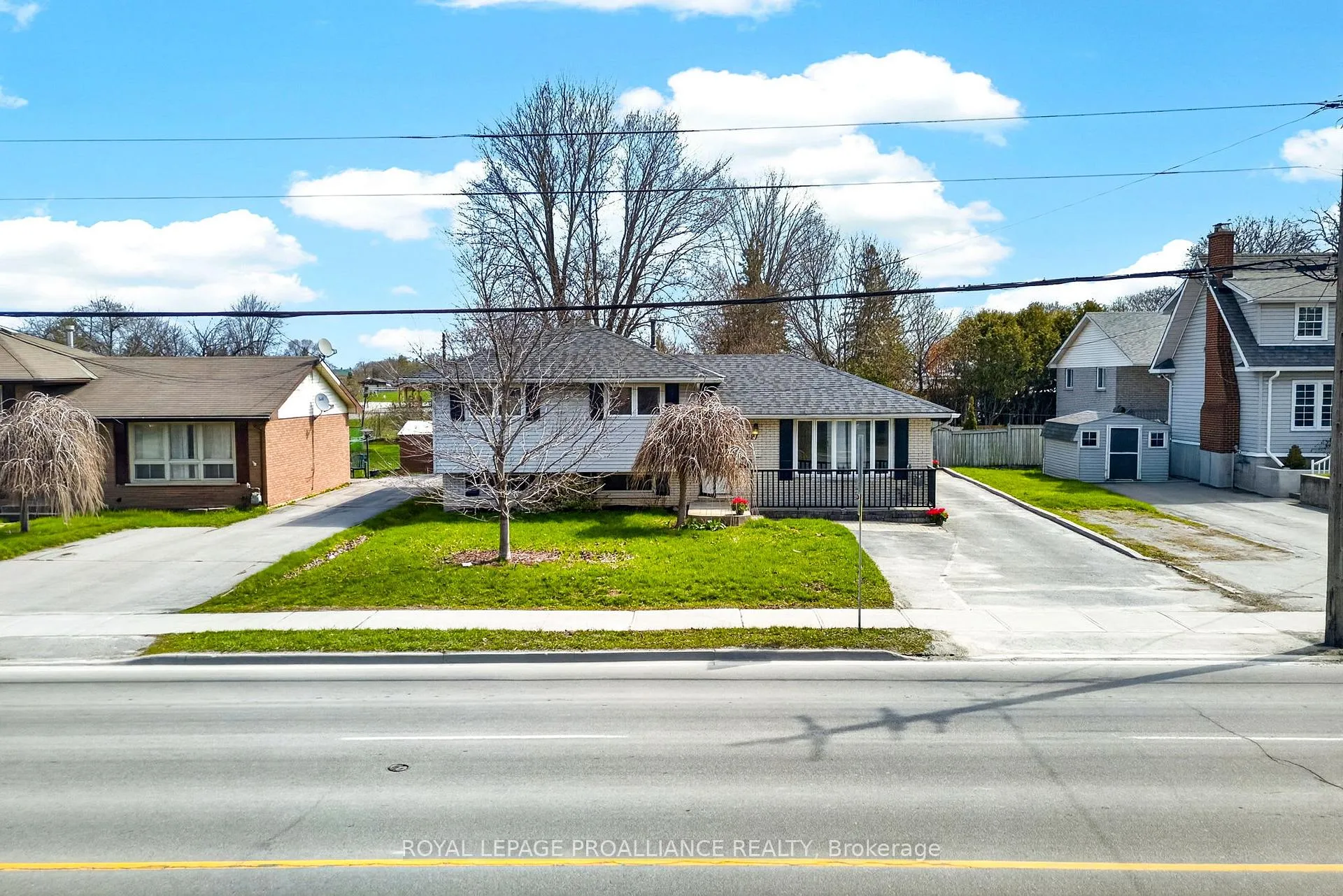 Photo 40 of 521 Sidney Street, Belleville, Belleville Ward — HOMEH