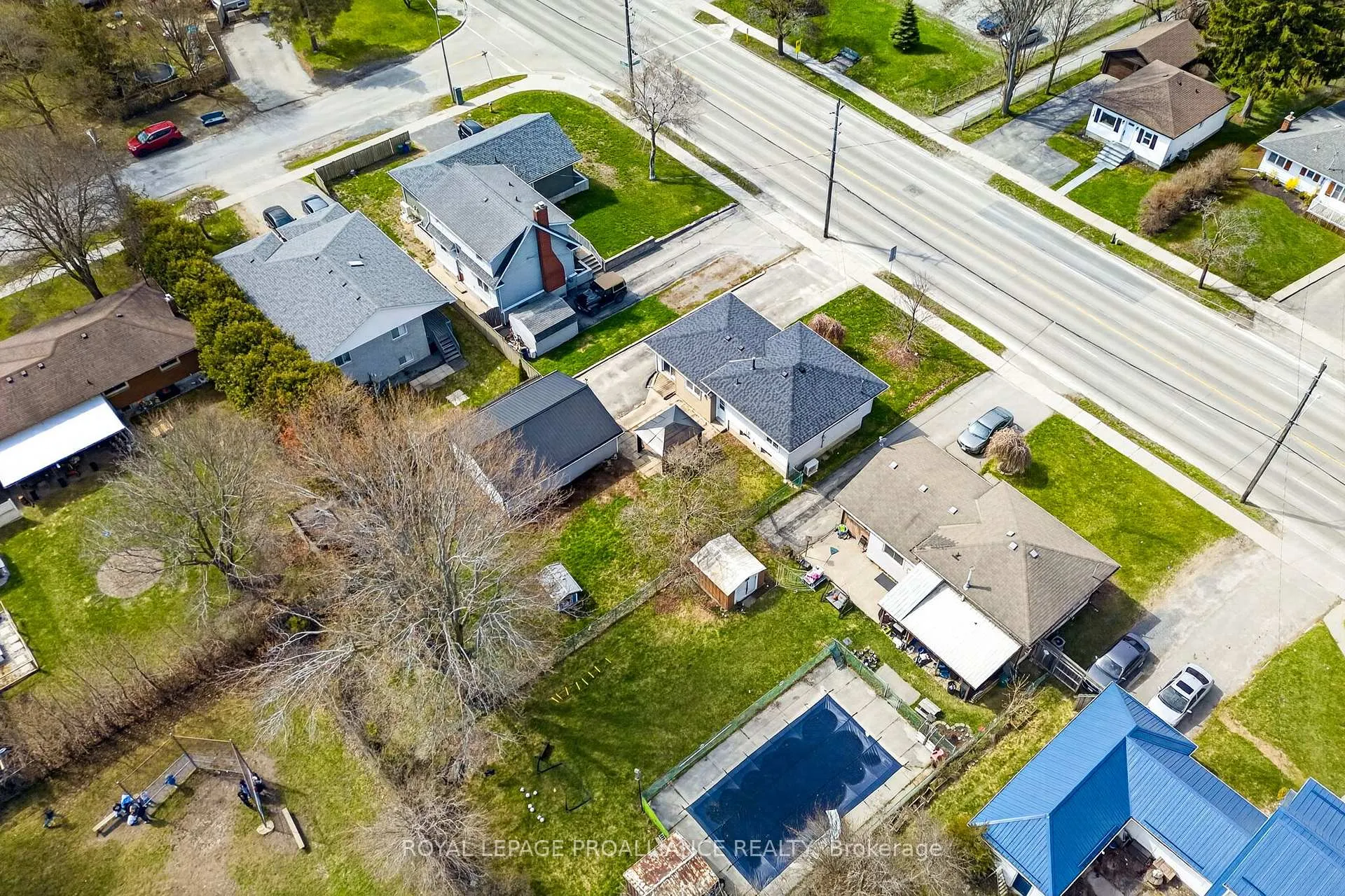 Photo 41 of 521 Sidney Street, Belleville, Belleville Ward — HOMEH