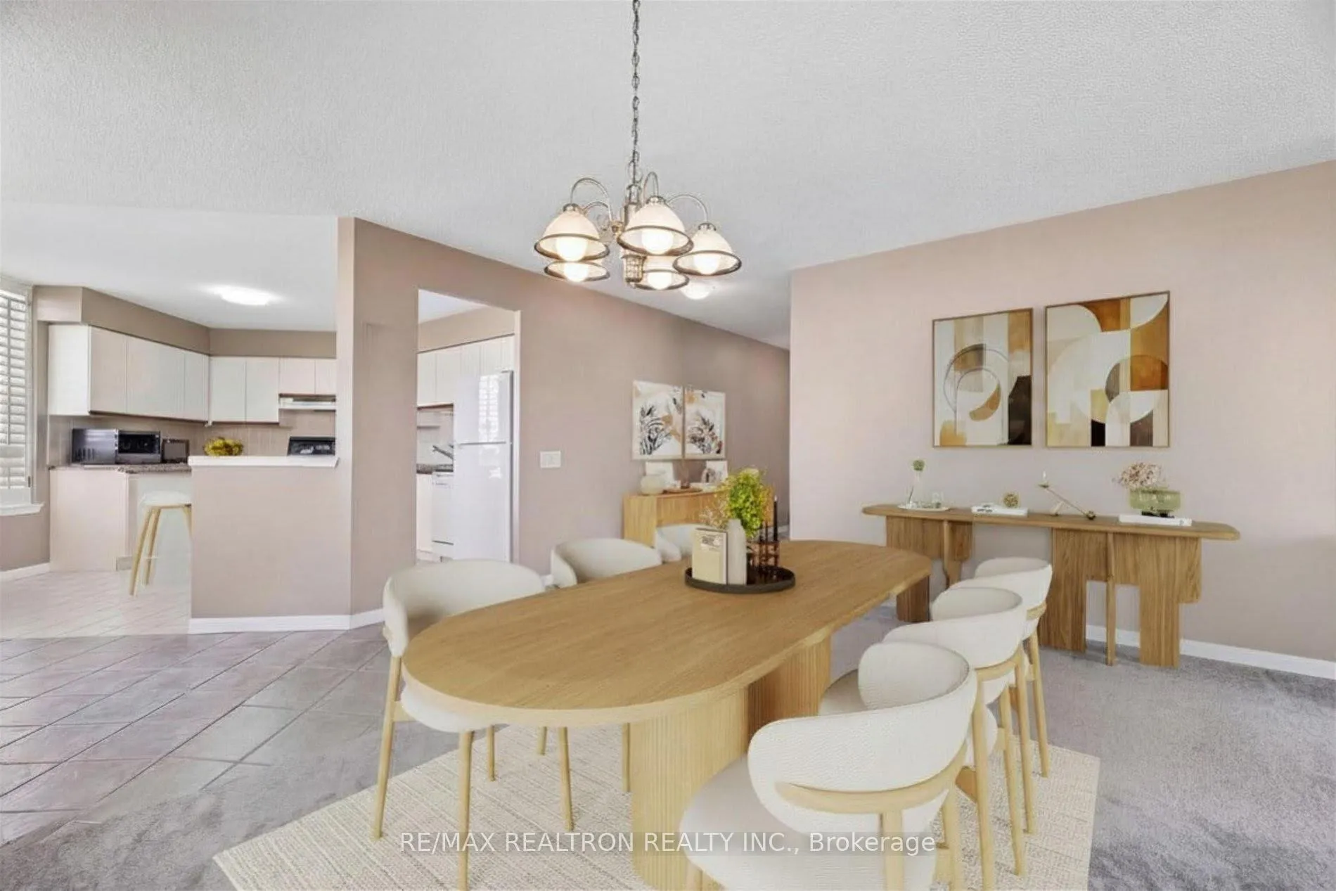 Photo 13 of Unit 1004, 110 Promenade Circle, Vaughan, Brownridge — HOMEH