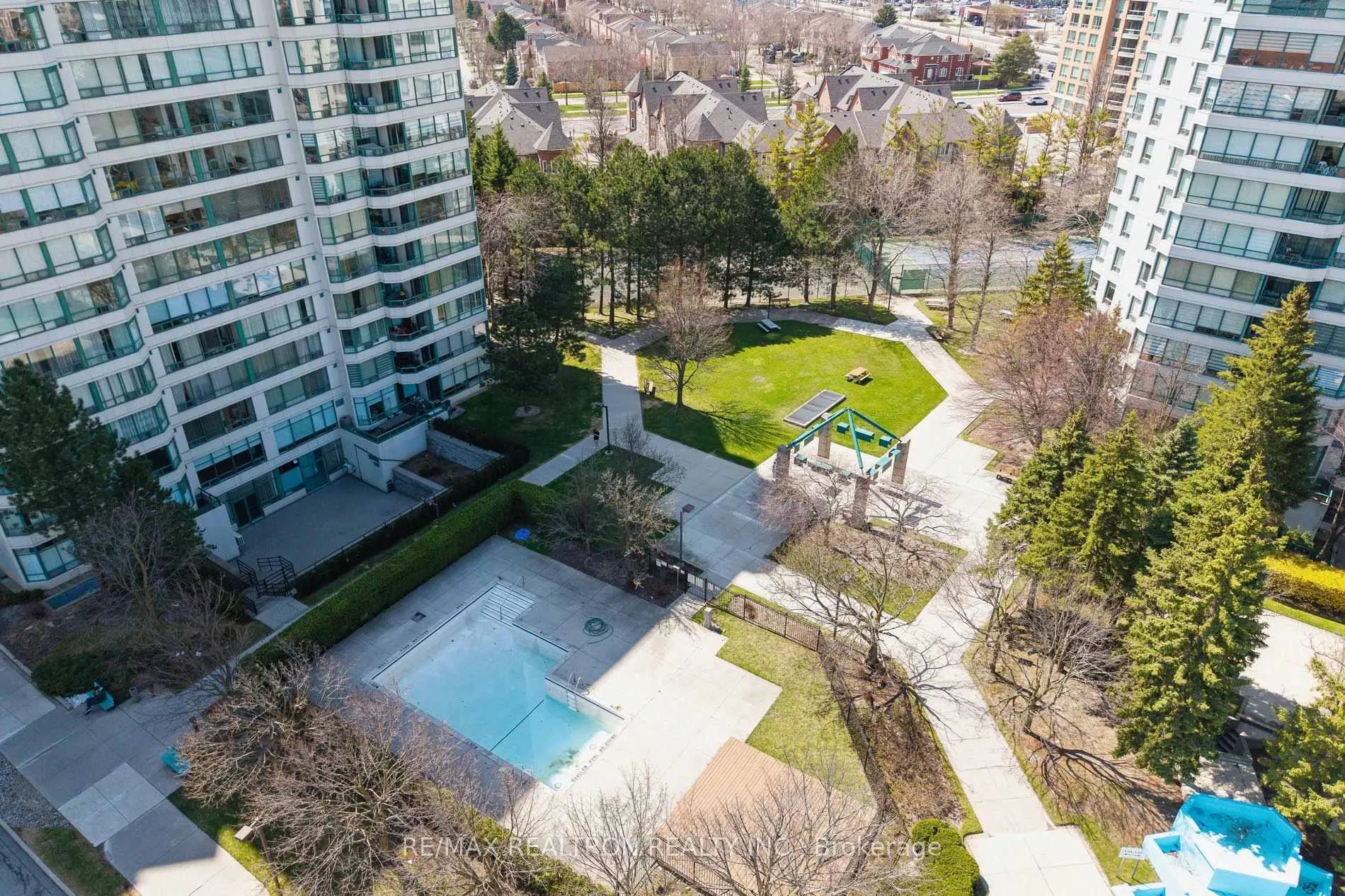 Photo 29 of Unit 1004, 110 Promenade Circle, Vaughan, Brownridge — HOMEH