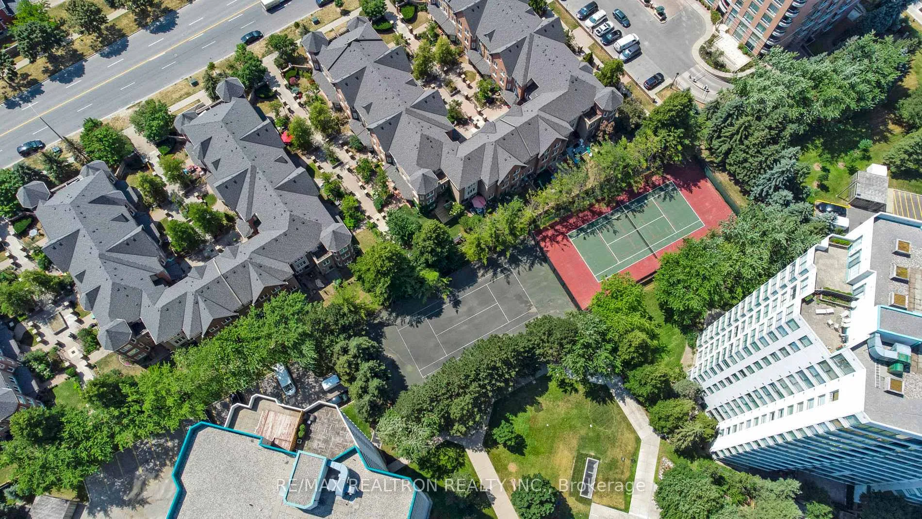 Photo 31 of Unit 1004, 110 Promenade Circle, Vaughan, Brownridge — HOMEH
