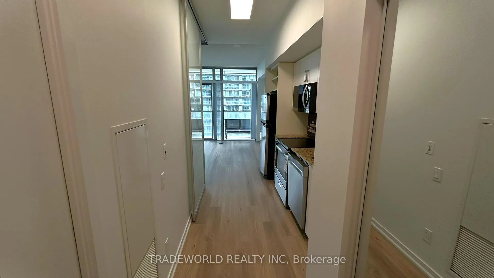 Photo 2 of Unit 1210, 103 The Queensway, Toronto, High Park-Swansea — HOMEH