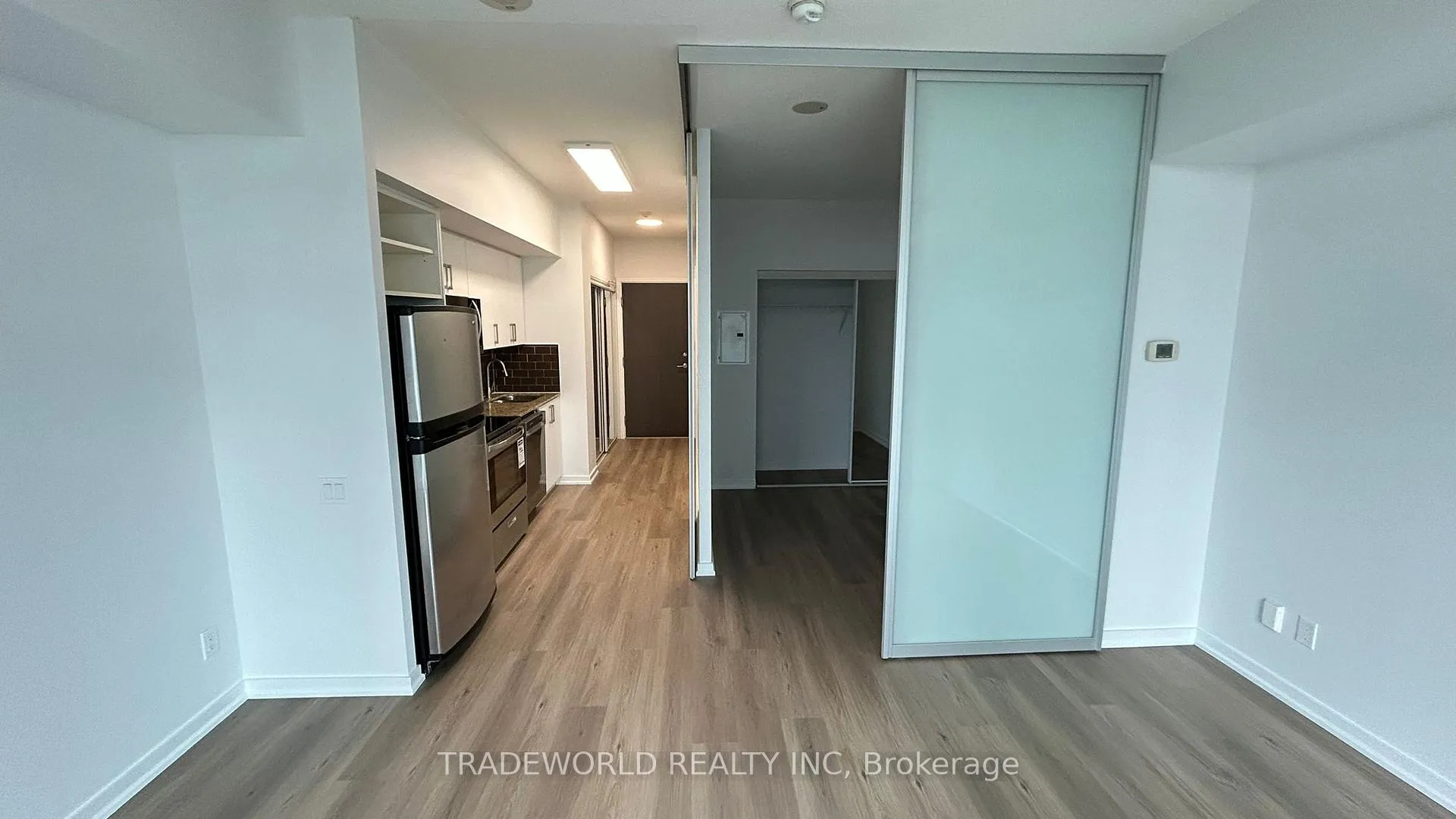 Photo 8 of Unit 1210, 103 The Queensway, Toronto, High Park-Swansea — HOMEH