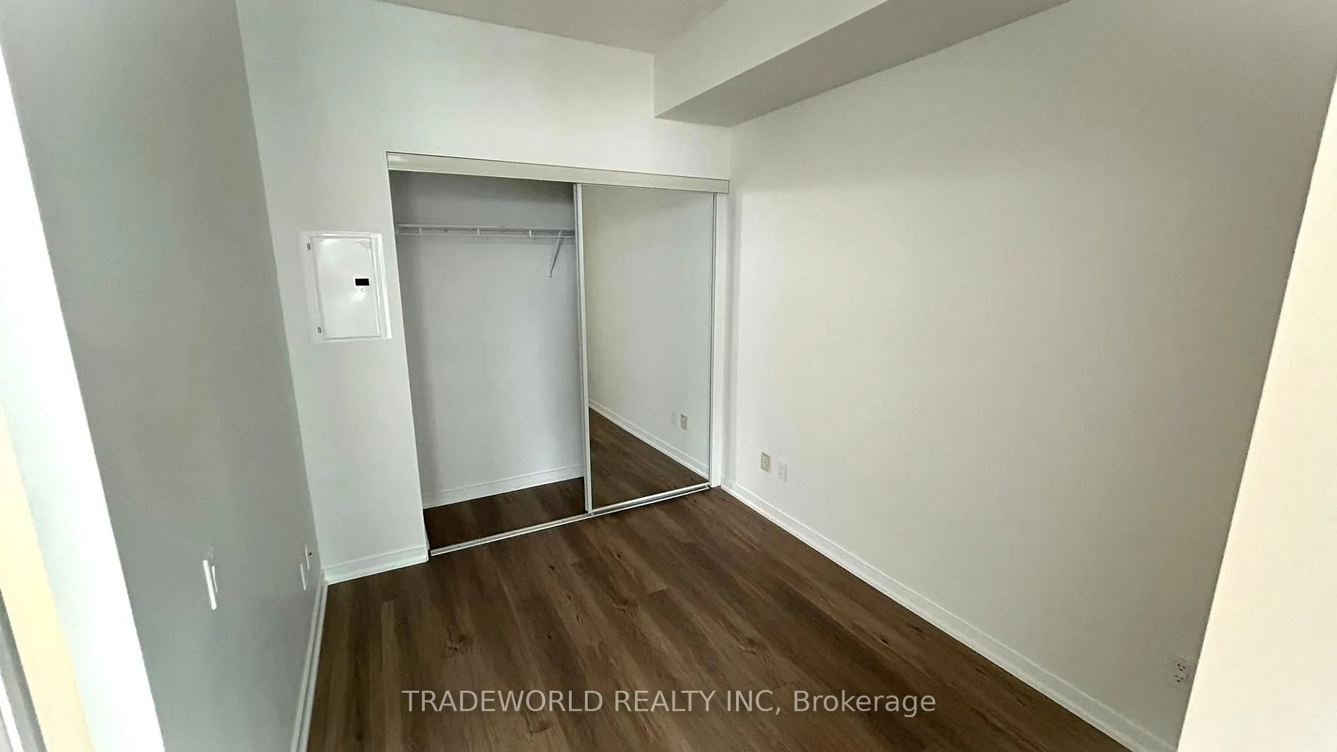 Photo 9 of Unit 1210, 103 The Queensway, Toronto, High Park-Swansea — HOMEH