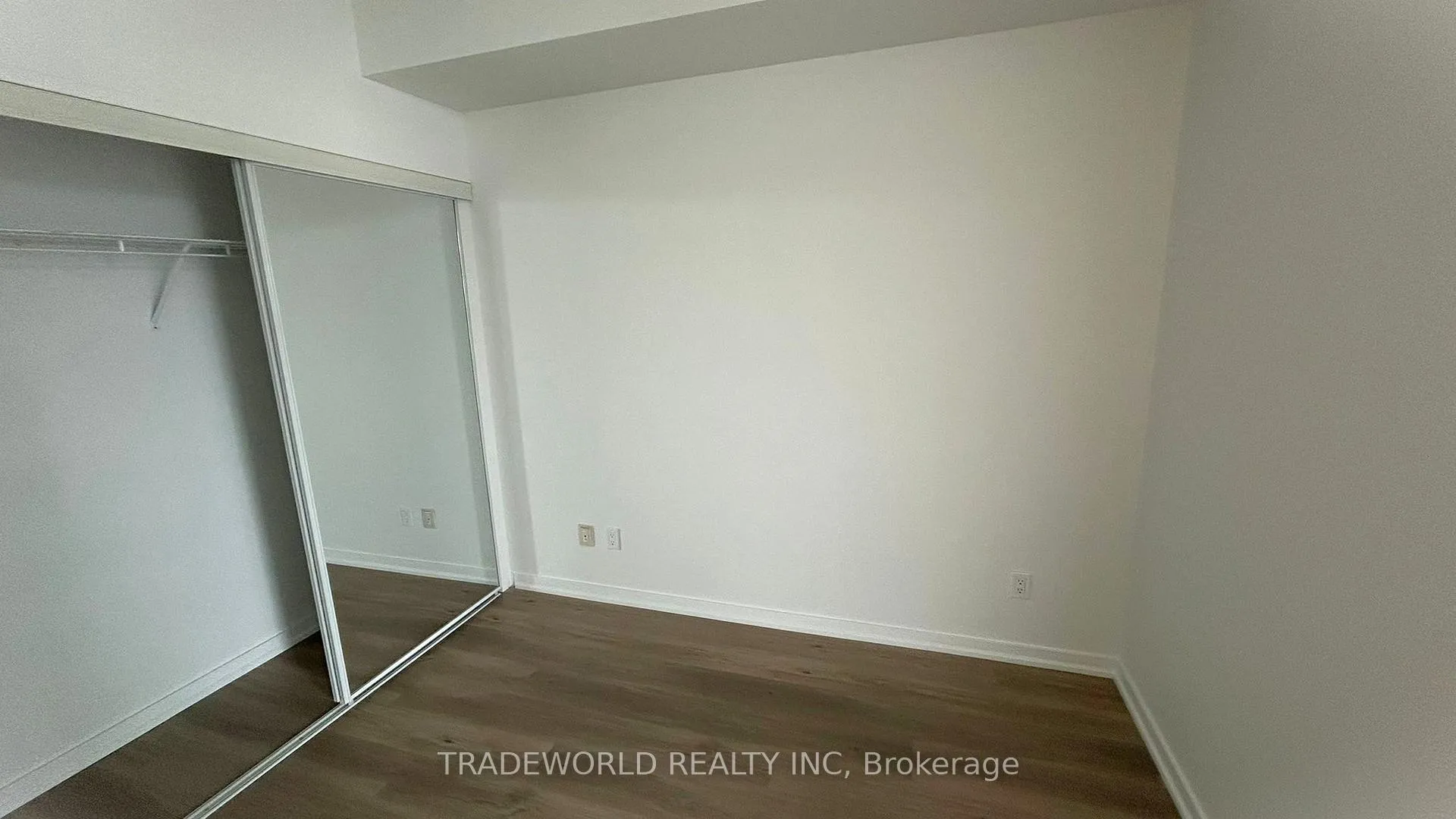 Photo 10 of Unit 1210, 103 The Queensway, Toronto, High Park-Swansea — HOMEH
