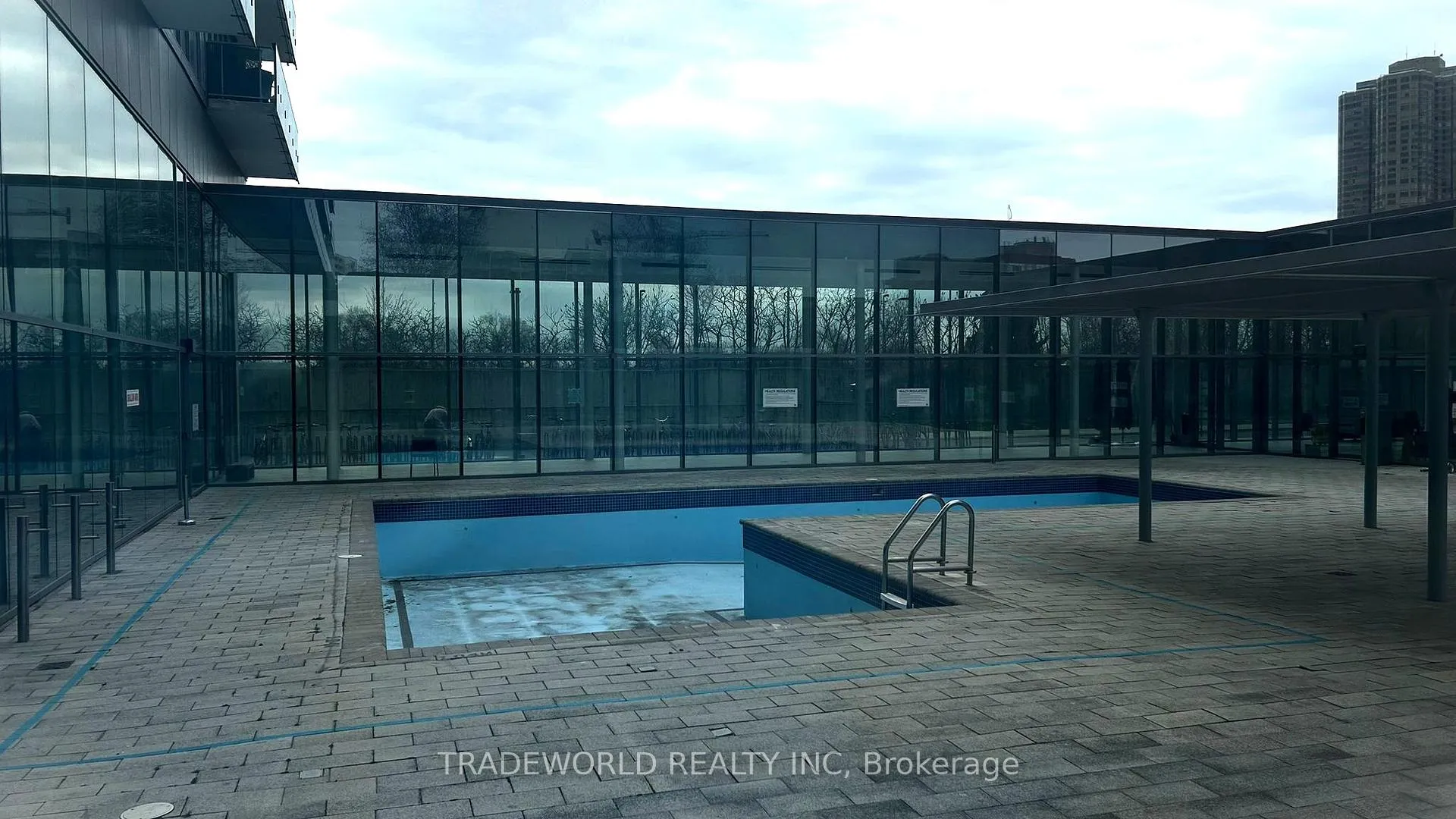 Photo 15 of Unit 1210, 103 The Queensway, Toronto, High Park-Swansea — HOMEH