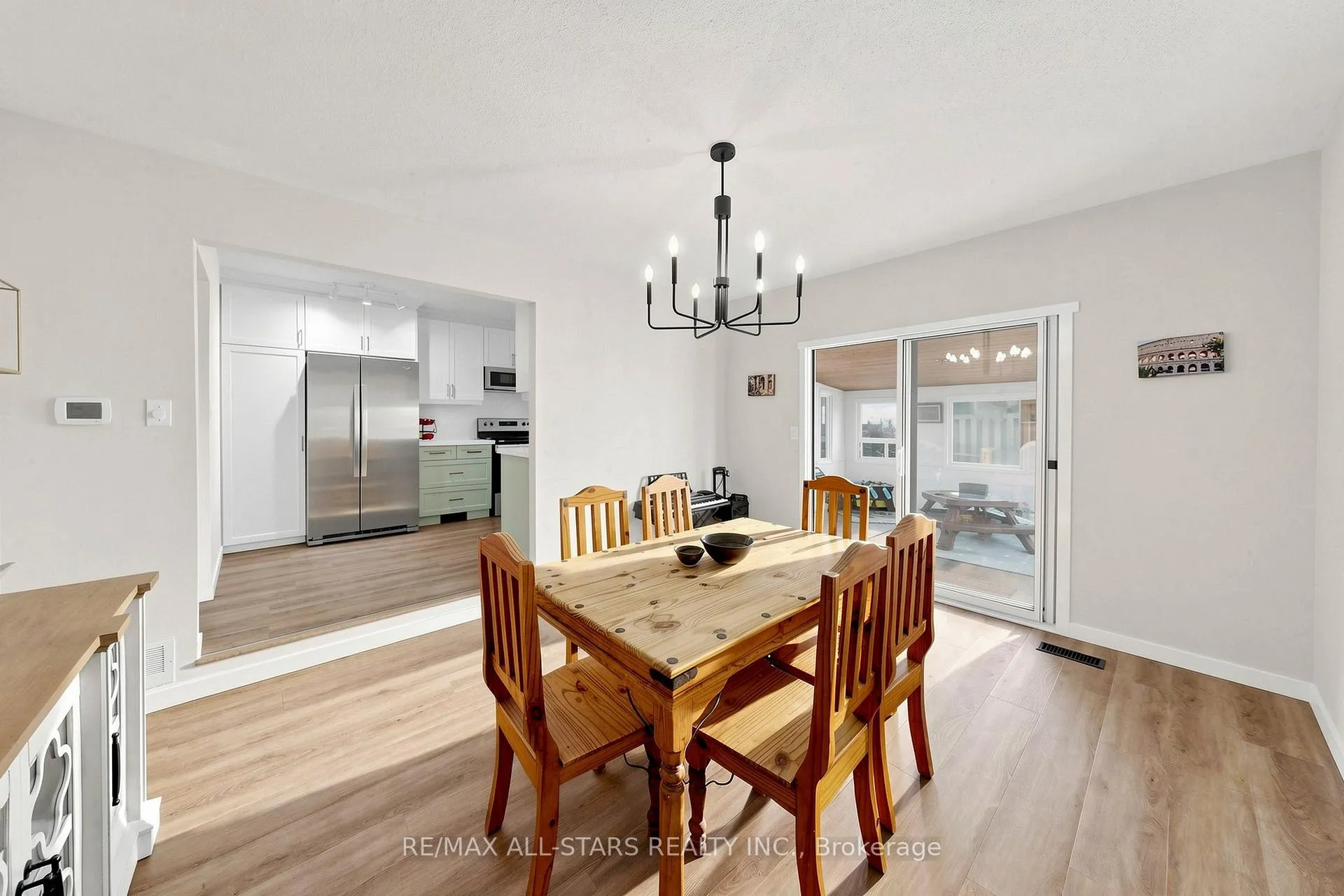 Photo 15 of 15 Applewood Crescent, Scugog, Port Perry — HOMEH