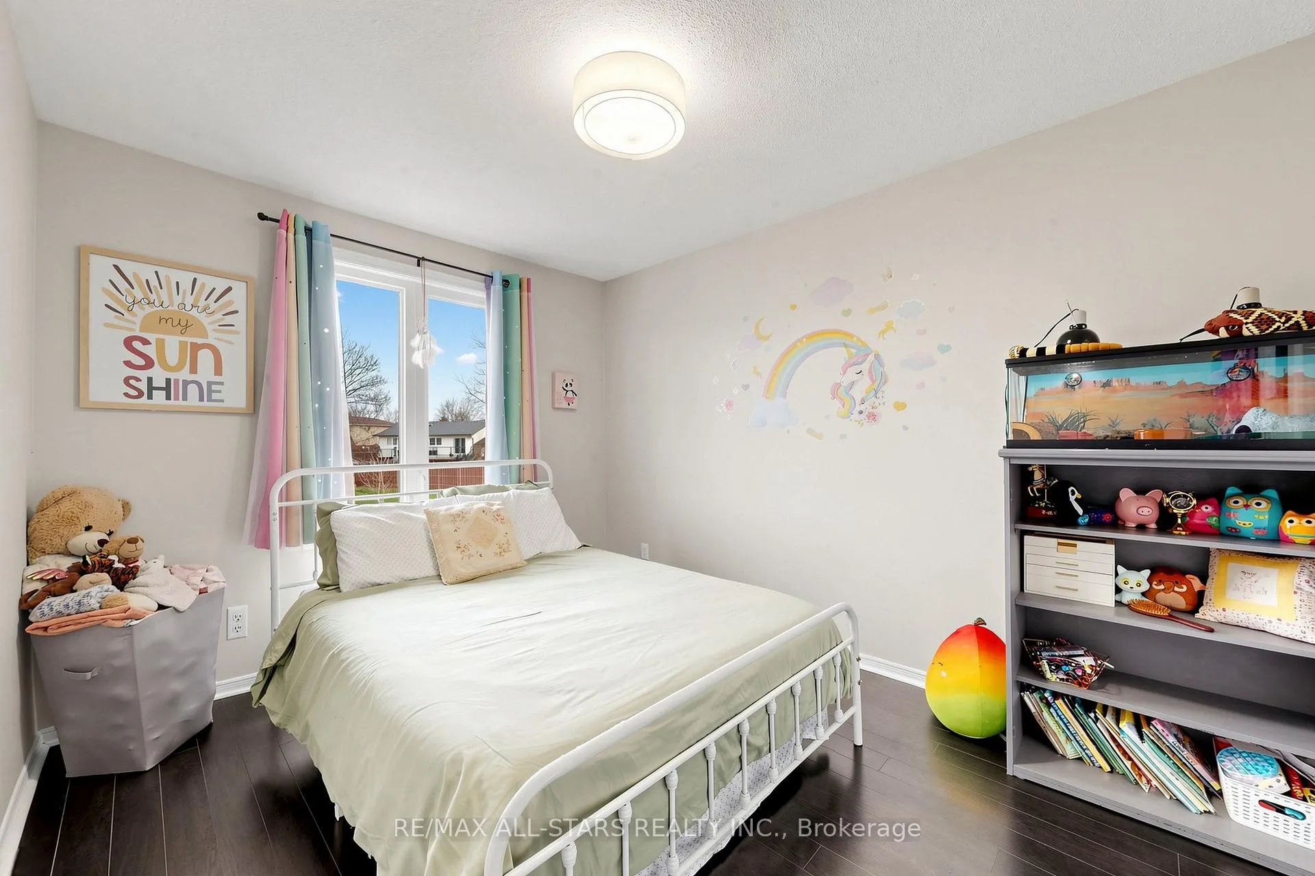 Photo 25 of 15 Applewood Crescent, Scugog, Port Perry — HOMEH